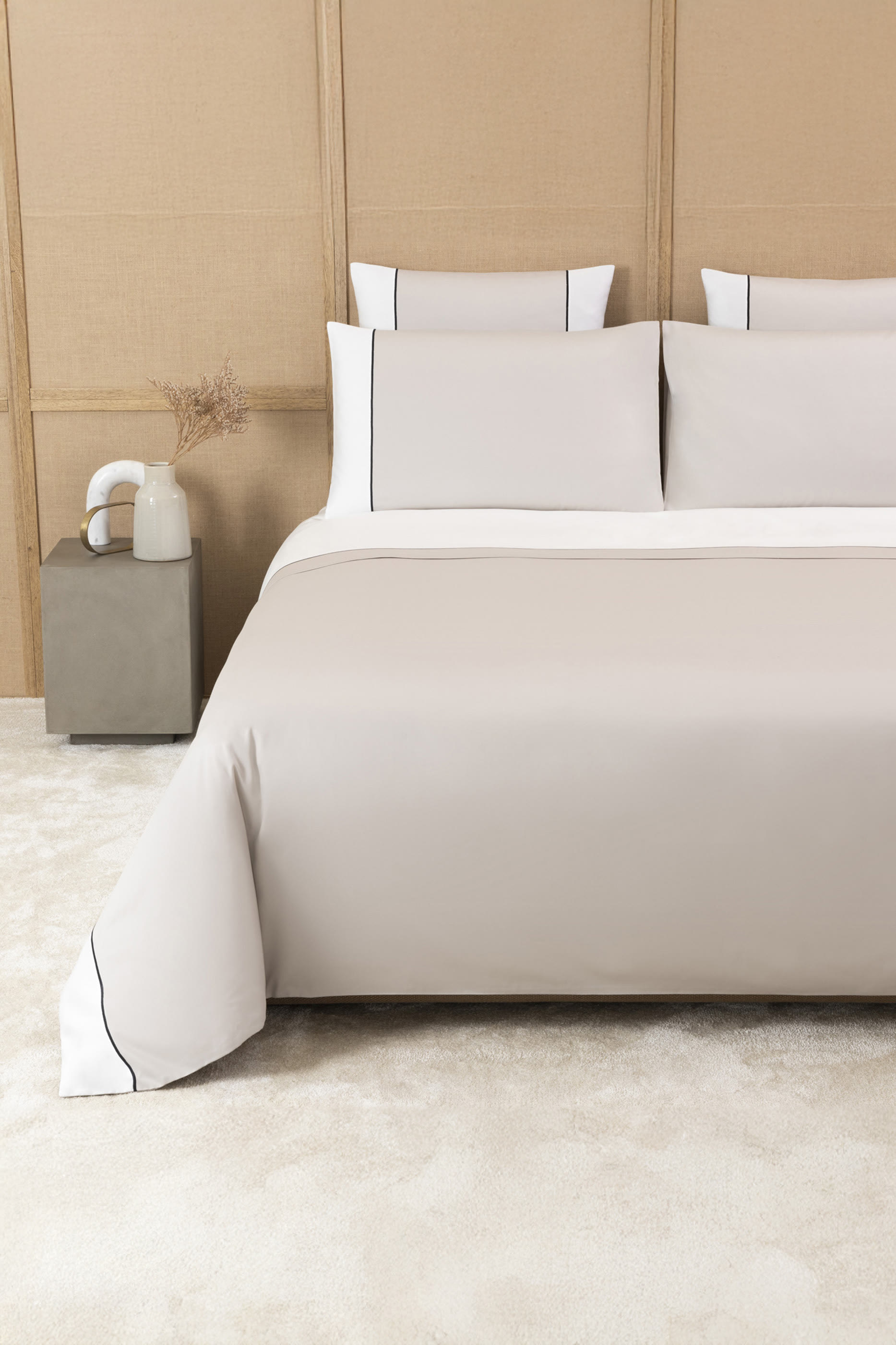 طقم غطاء لحاف بأقسام الوان