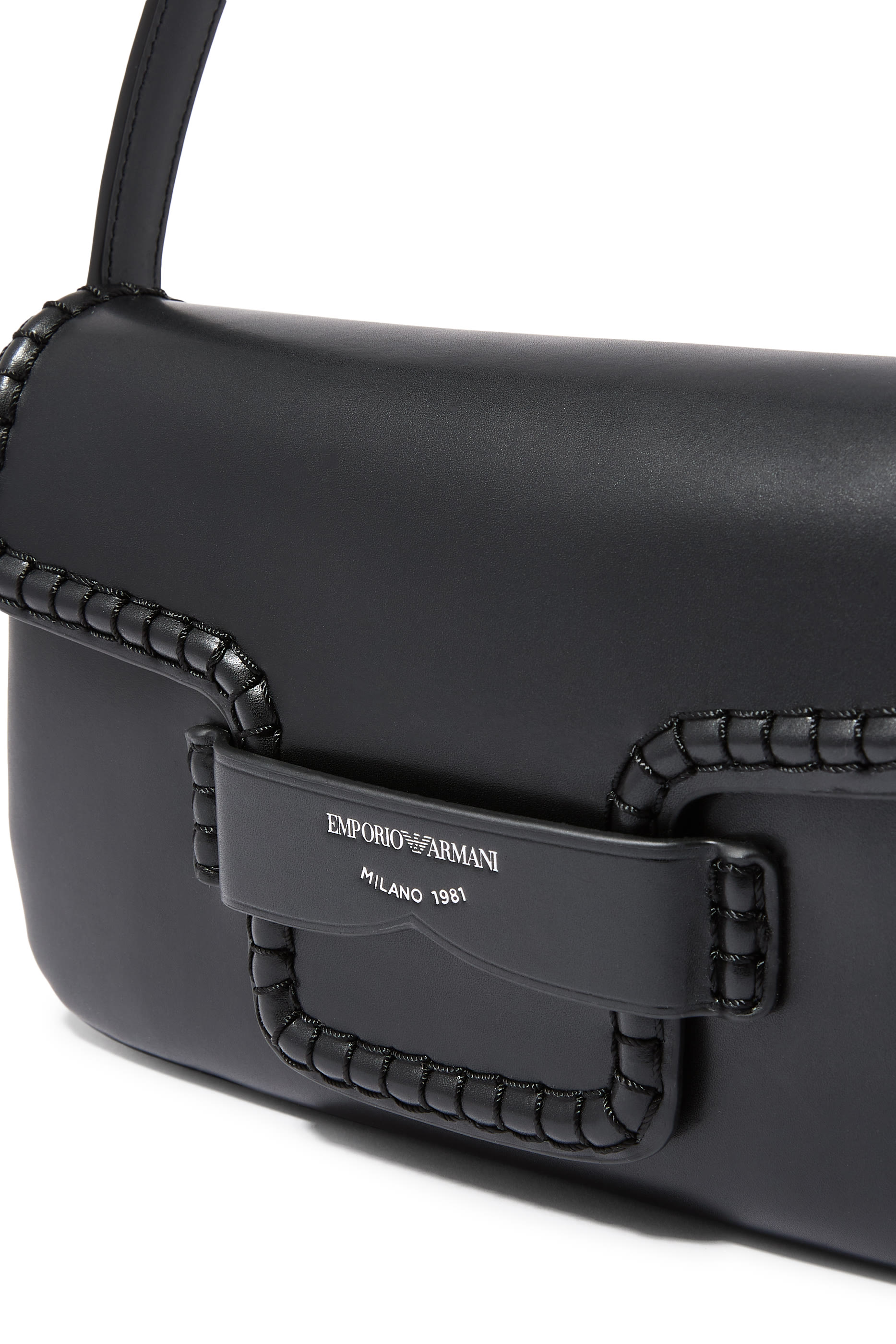 حقيبة كروس بودي بخياطة بارزة في الأمام ونقشة الضفيرة