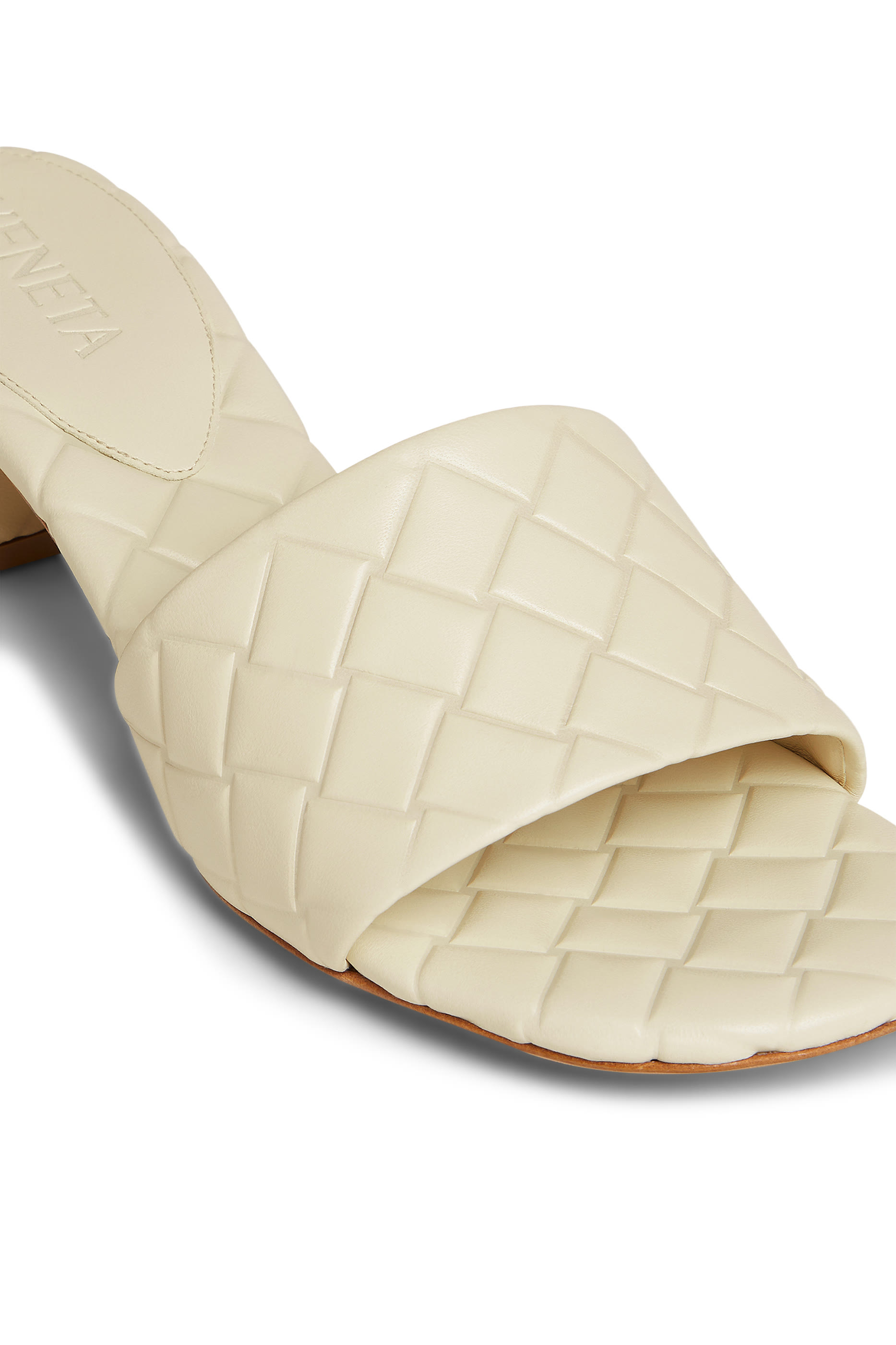 حذاء ايمي 60 مفتوح من الخلف