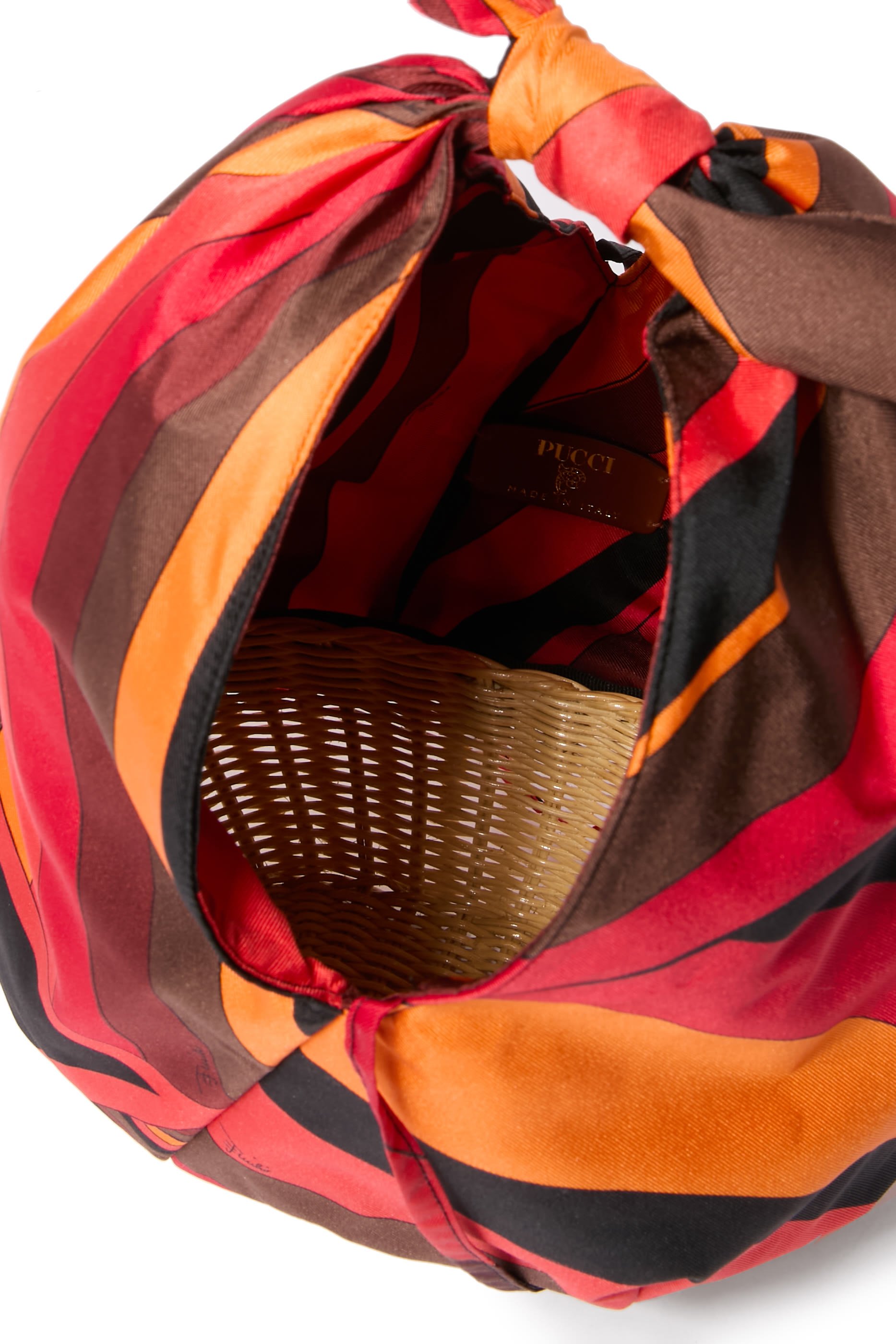 حقيبة بيكنيك