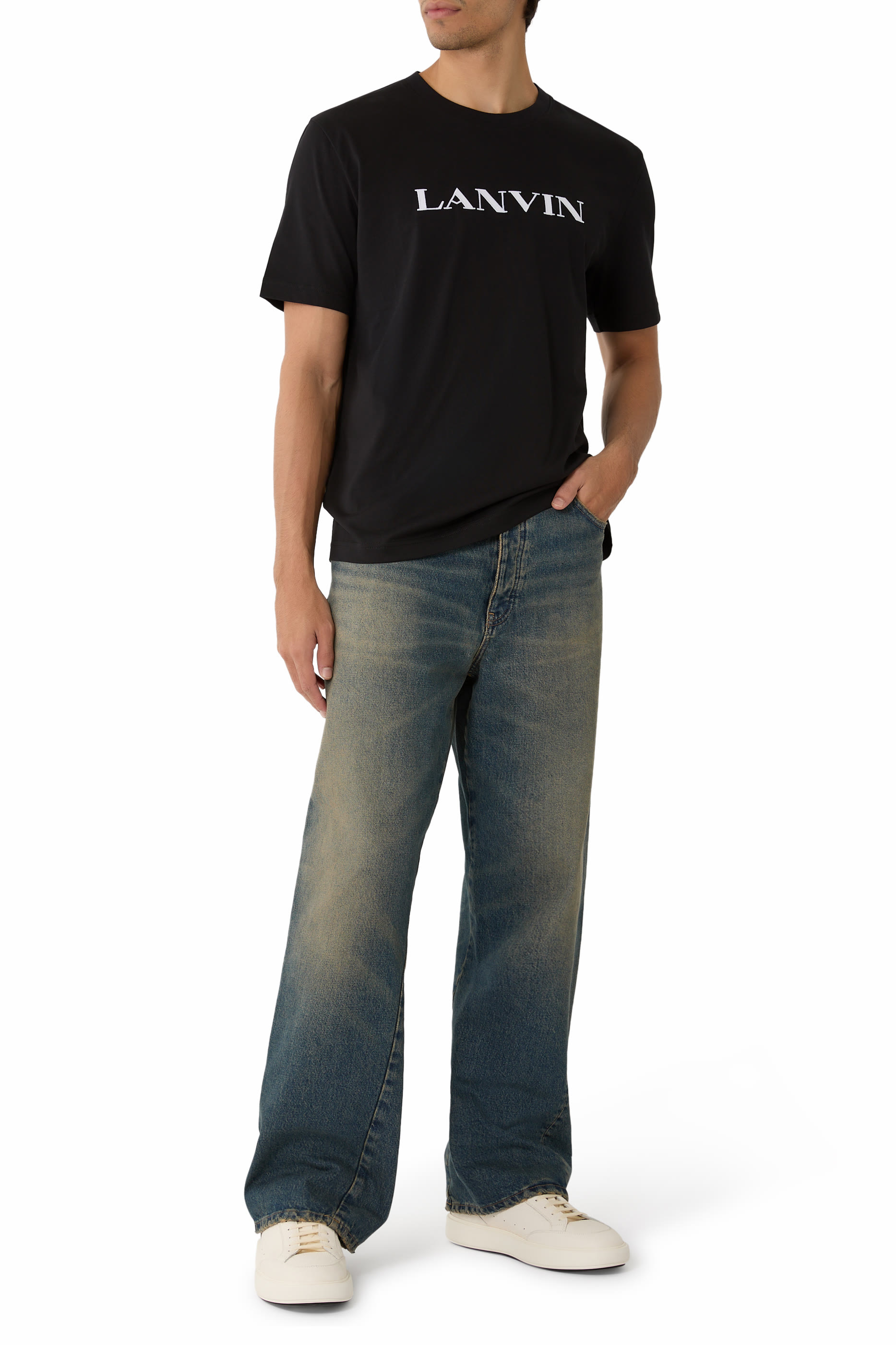 تيشيرت بشعار الماركة