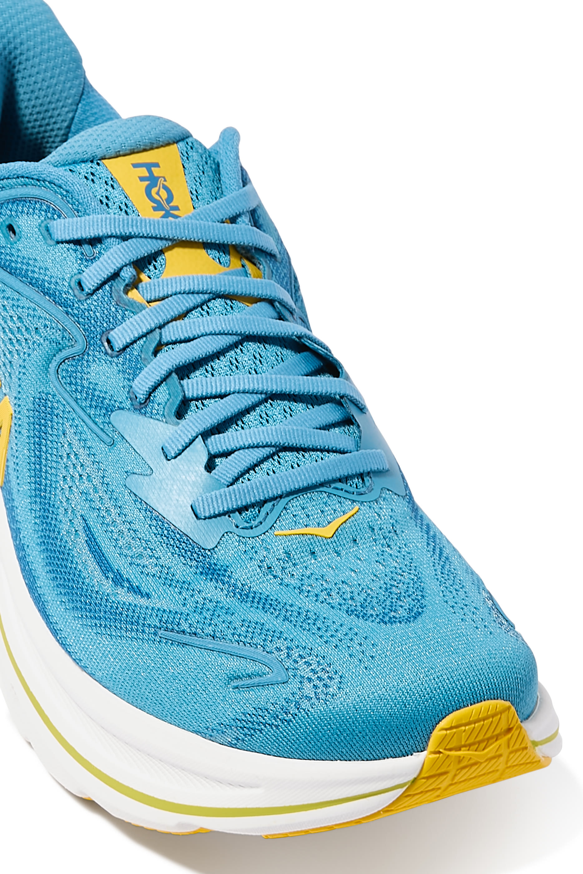 سنيكرز كليفتون 10