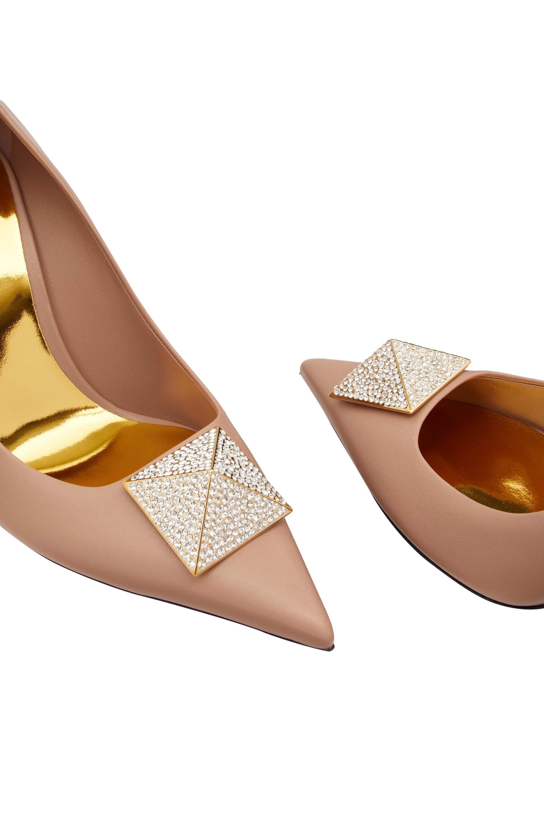 حذاء كلاسيك فالنتينو جارافاني جلد بحلية وكعب عالي مقاس 100 مم