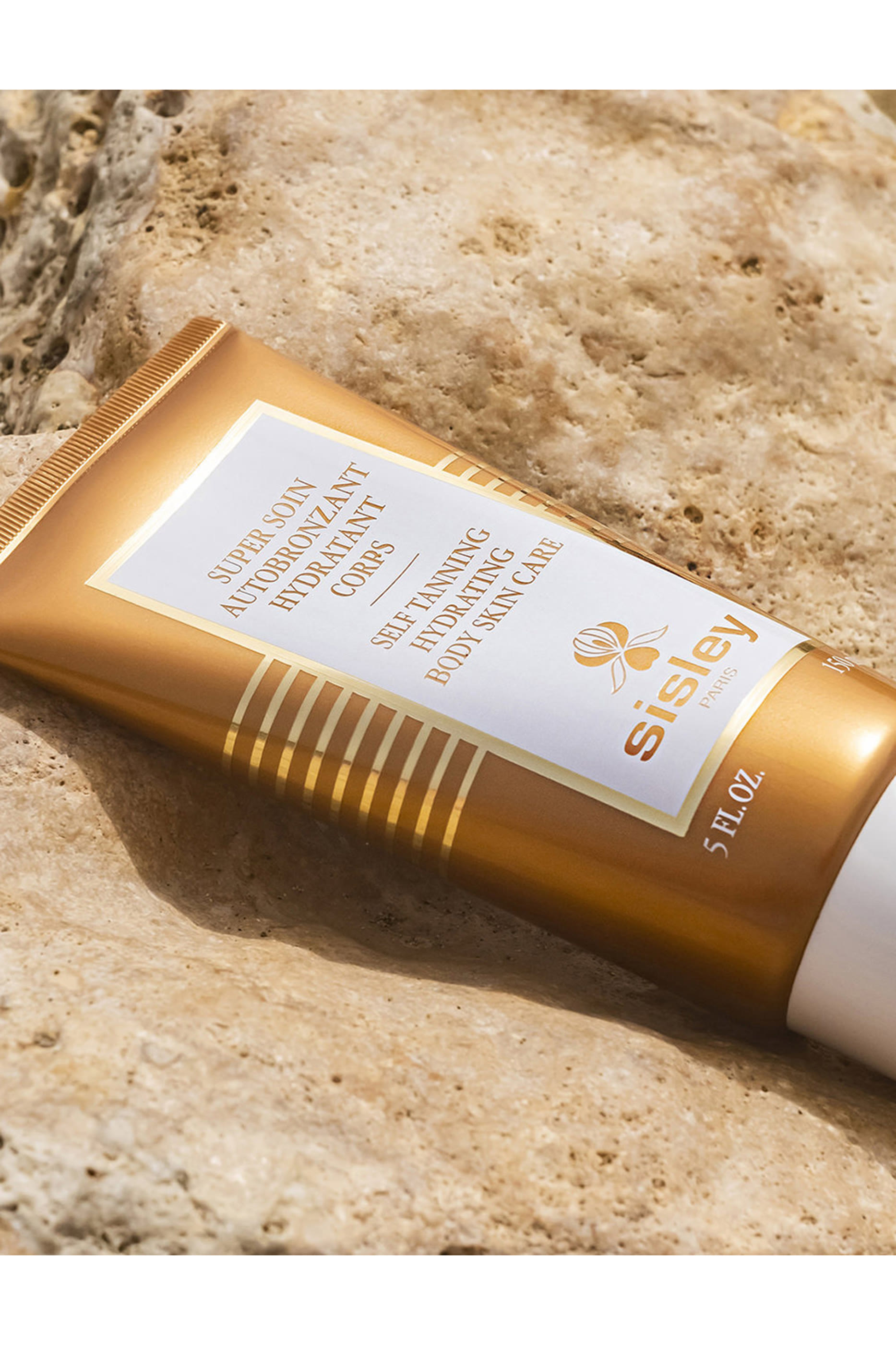 كريم سيلف تانينج هايدريتنج للعناية ببشرة الجسم