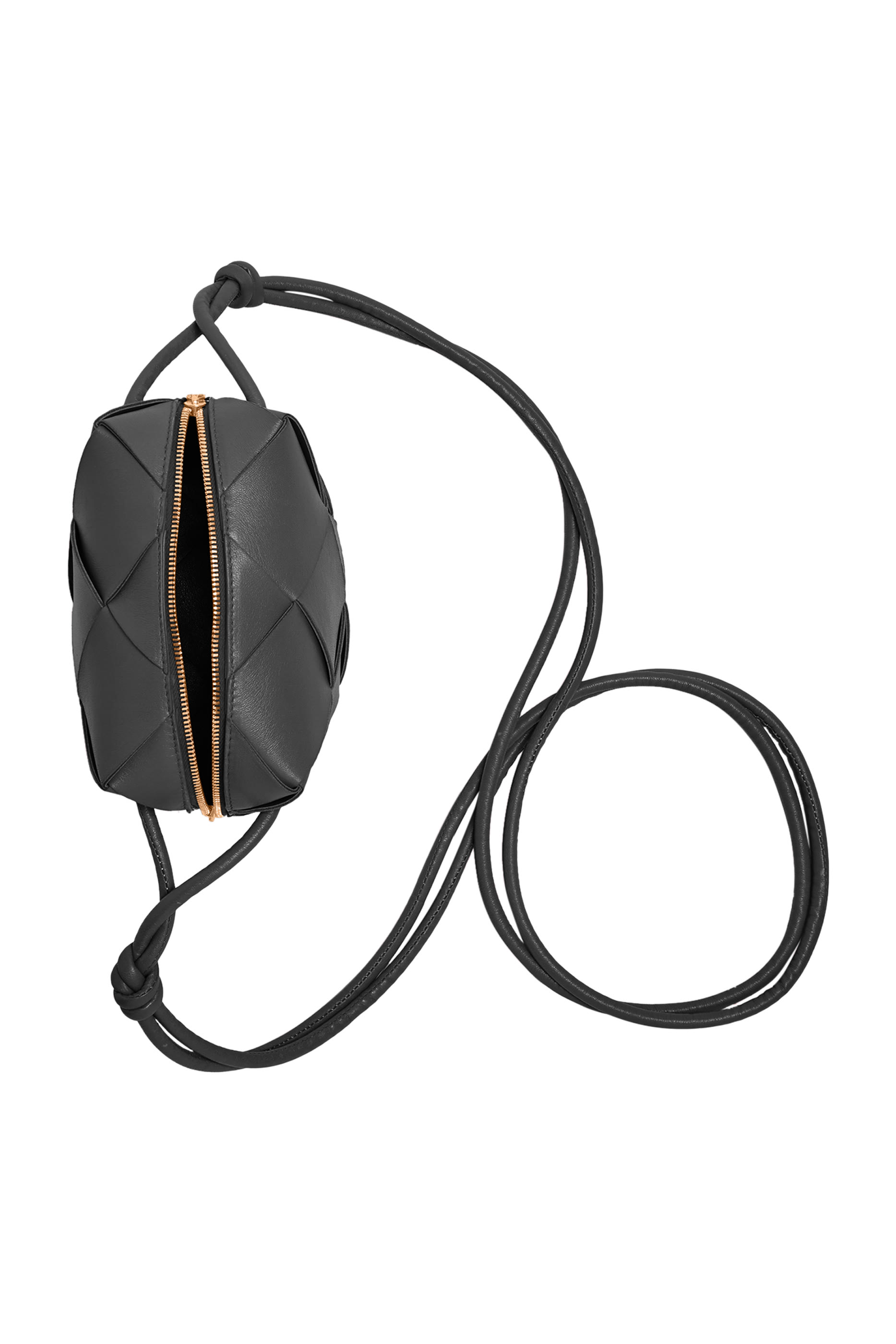 حقيبة كروس كاسيت صغيرة بتصميم مجدول