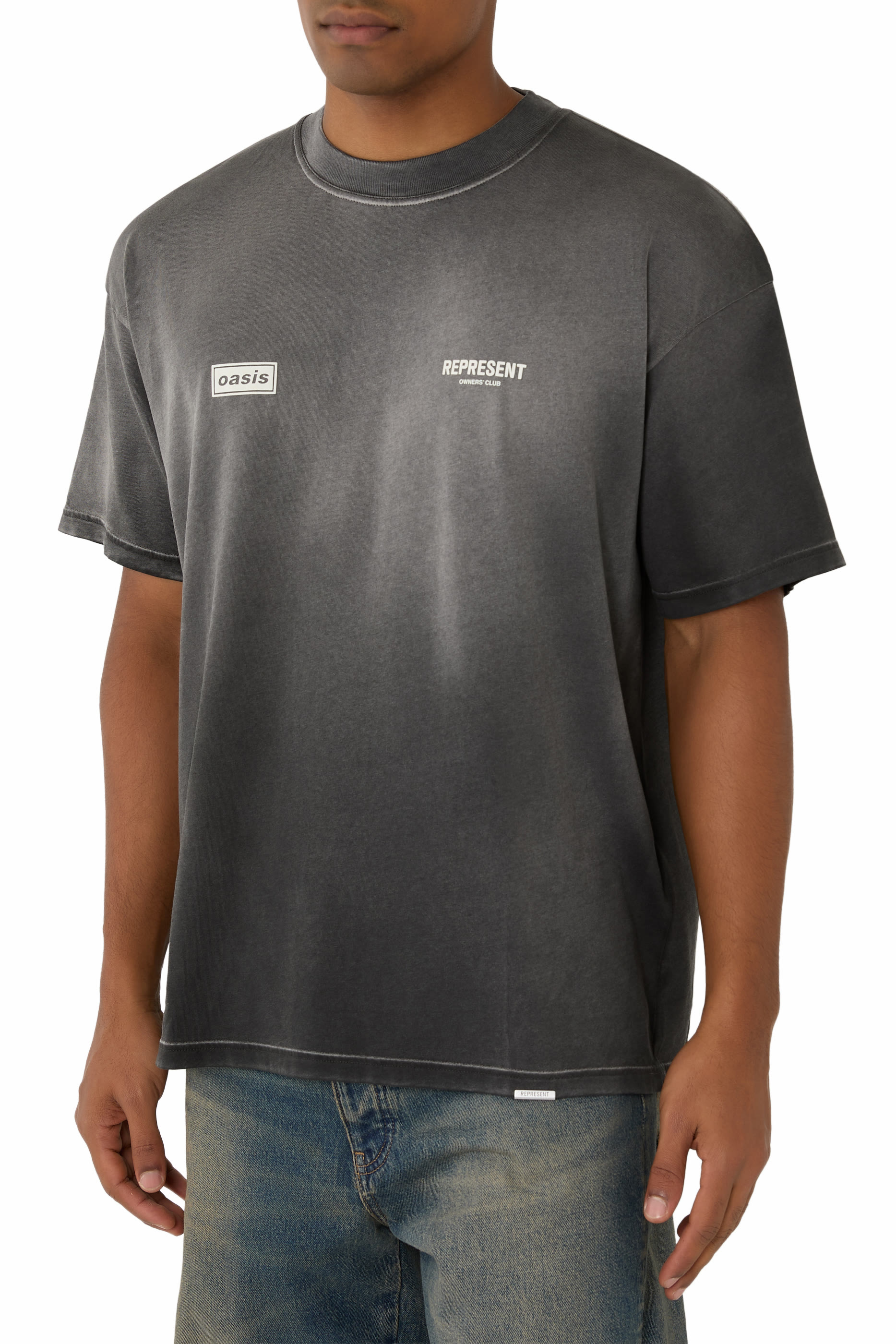 تيشيرت مزين بشعار أونرز كلوب