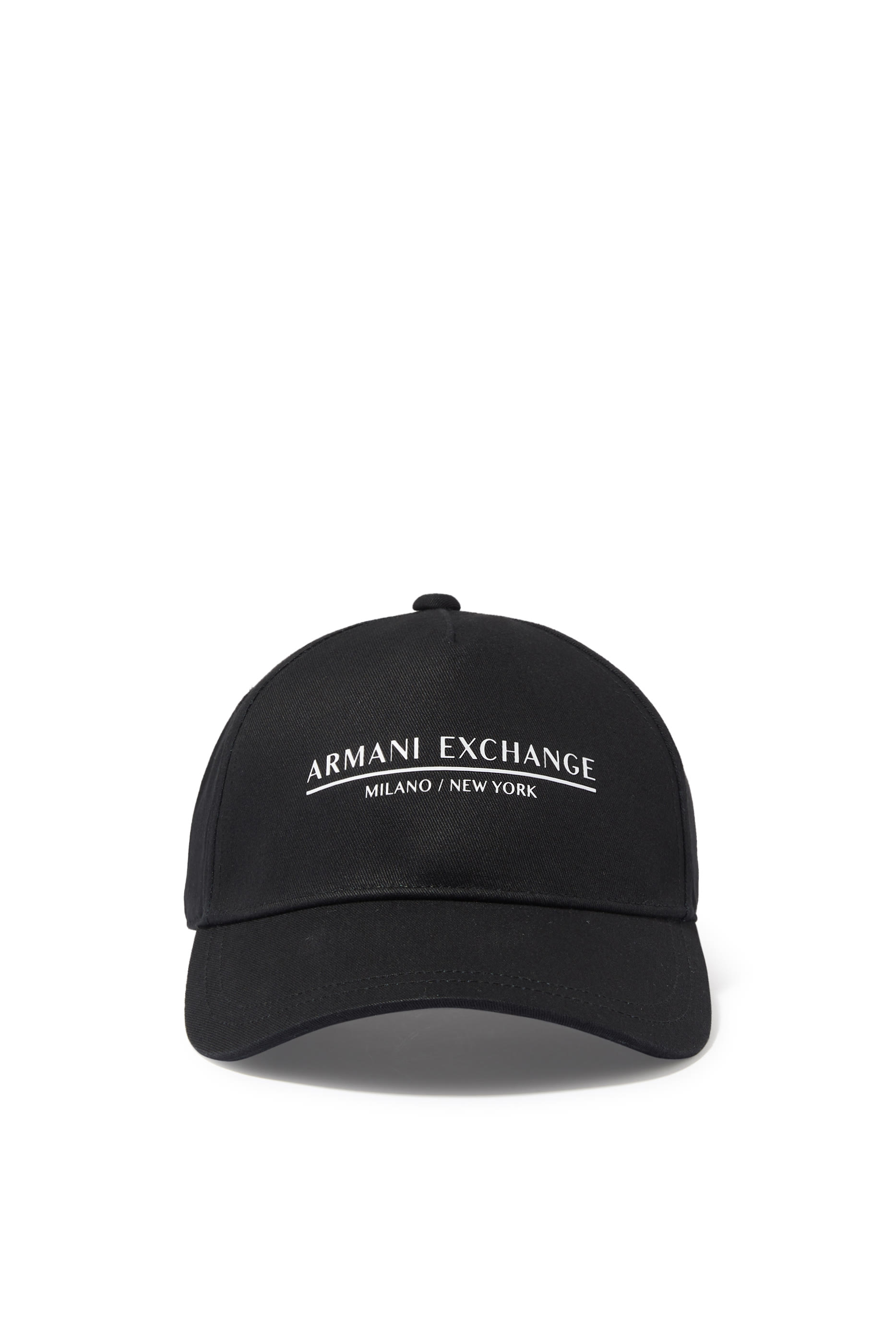 كاب بشعار الماركة