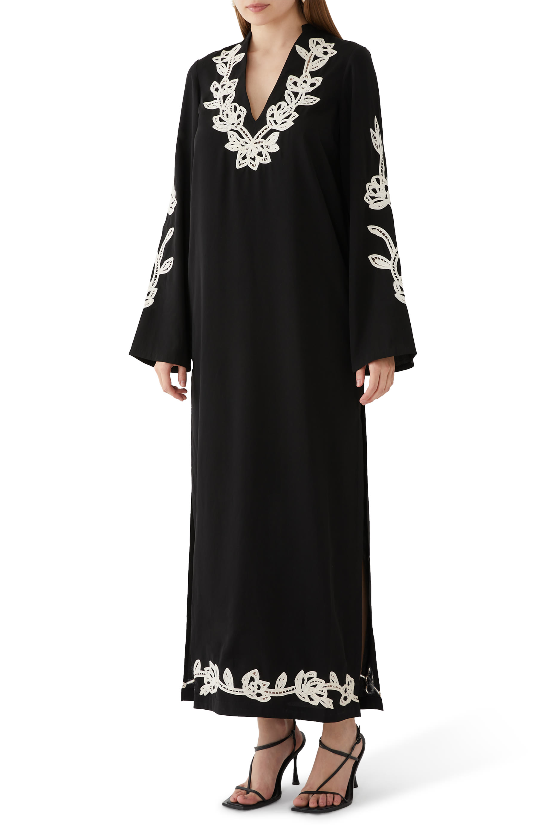 قفطان داها بتطريزات زهور