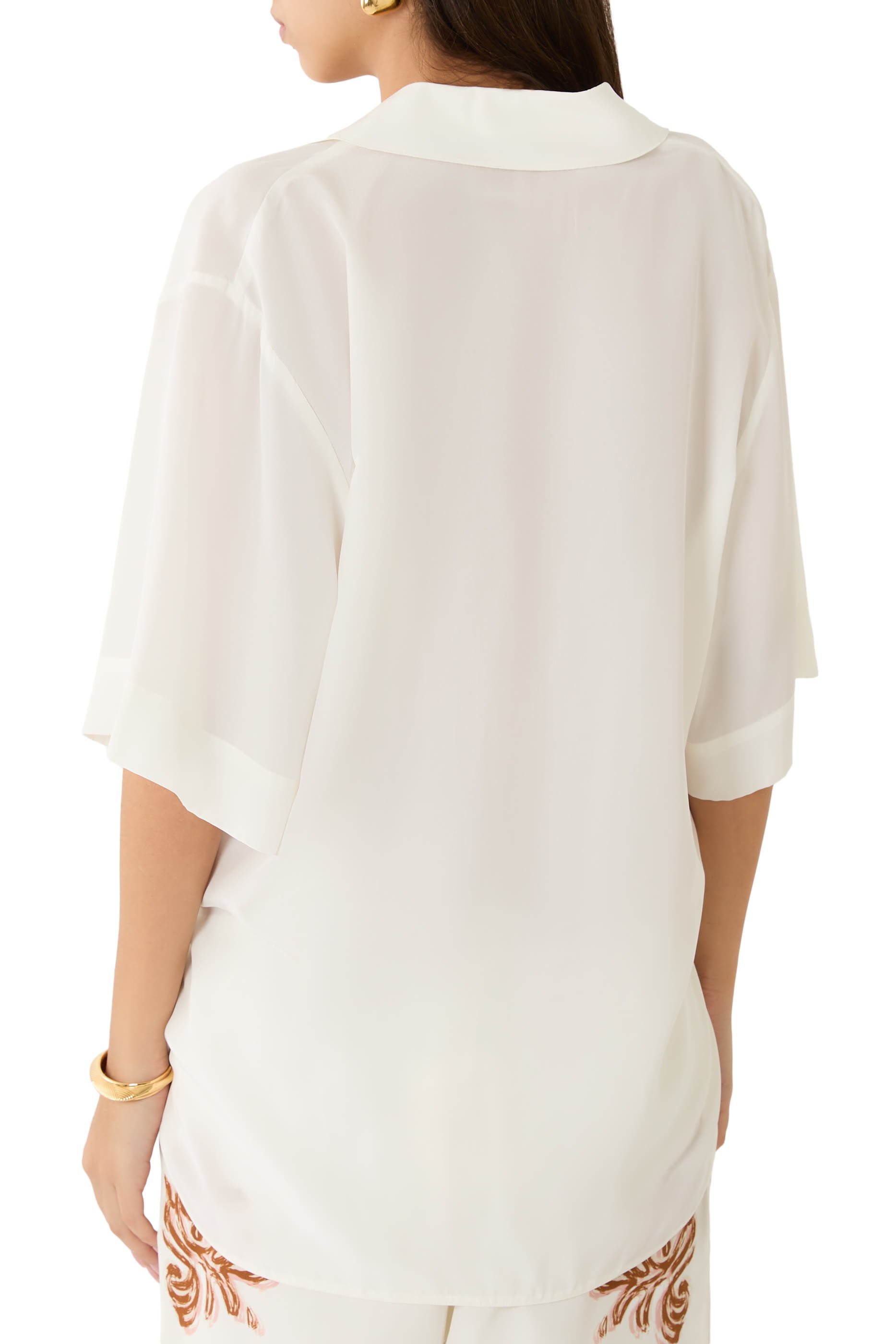 قميص فريدة بطبعات