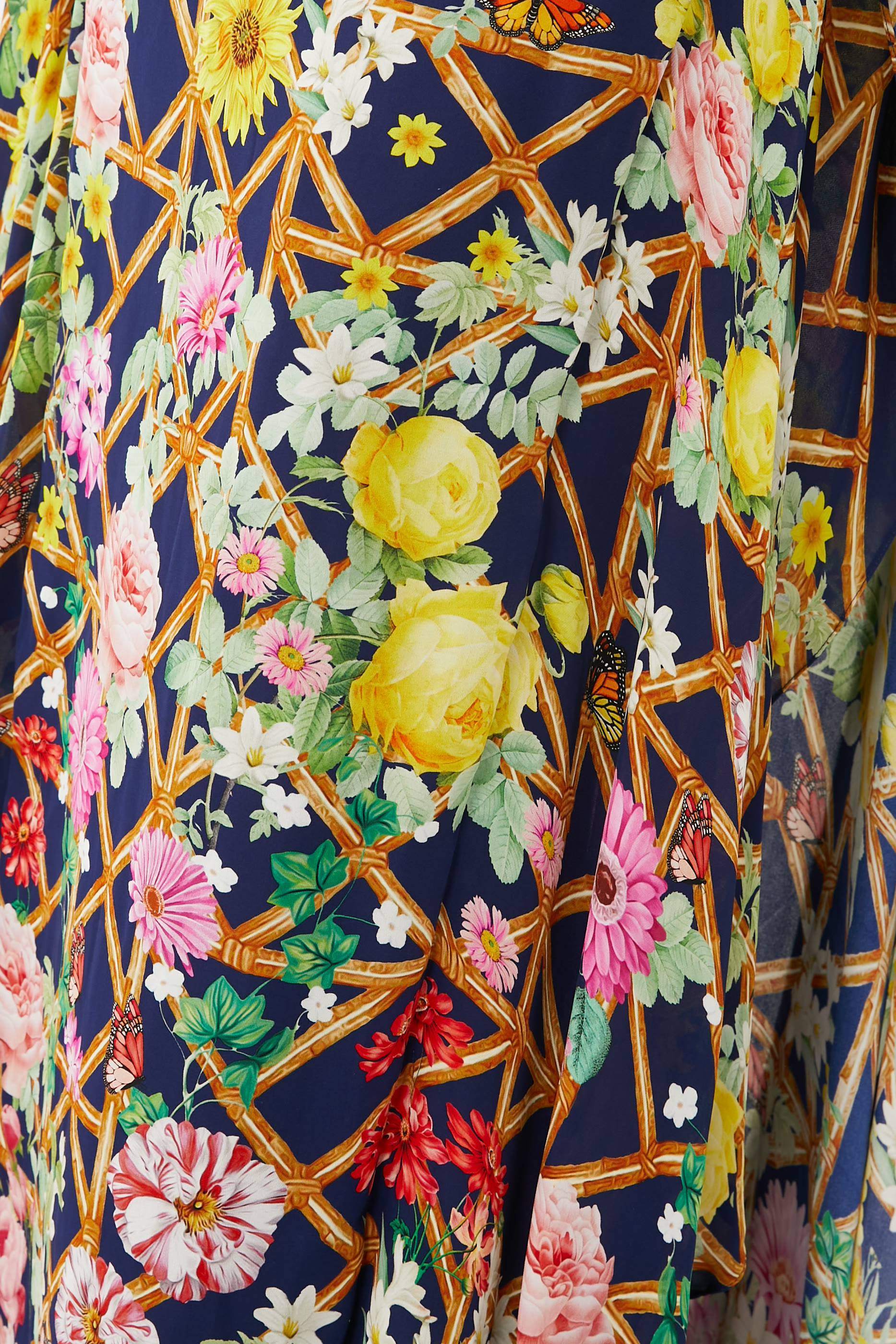 فستان تايلور بتصميم قفطان حرير