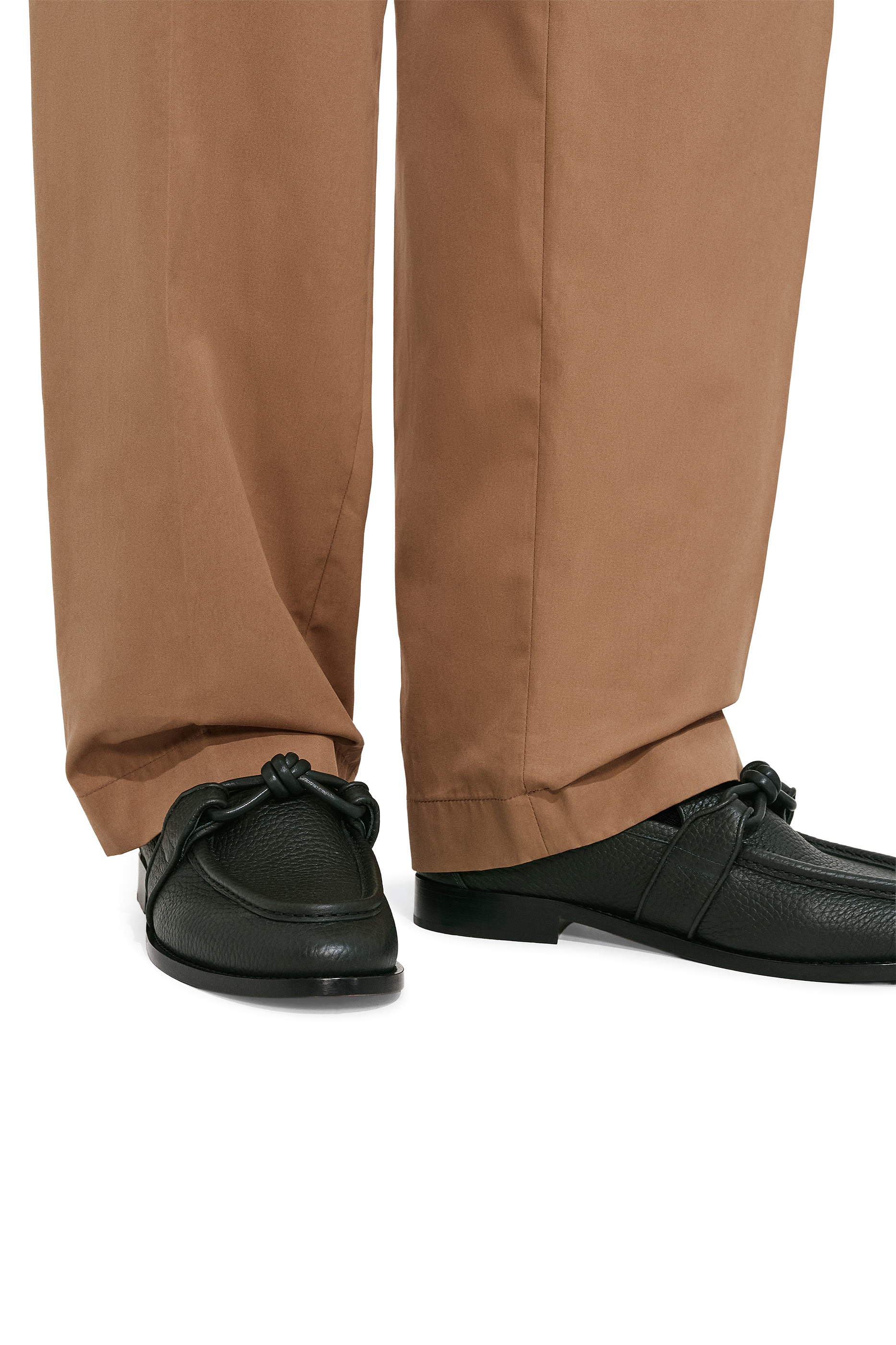 حذاء أستير سهل الارتداء