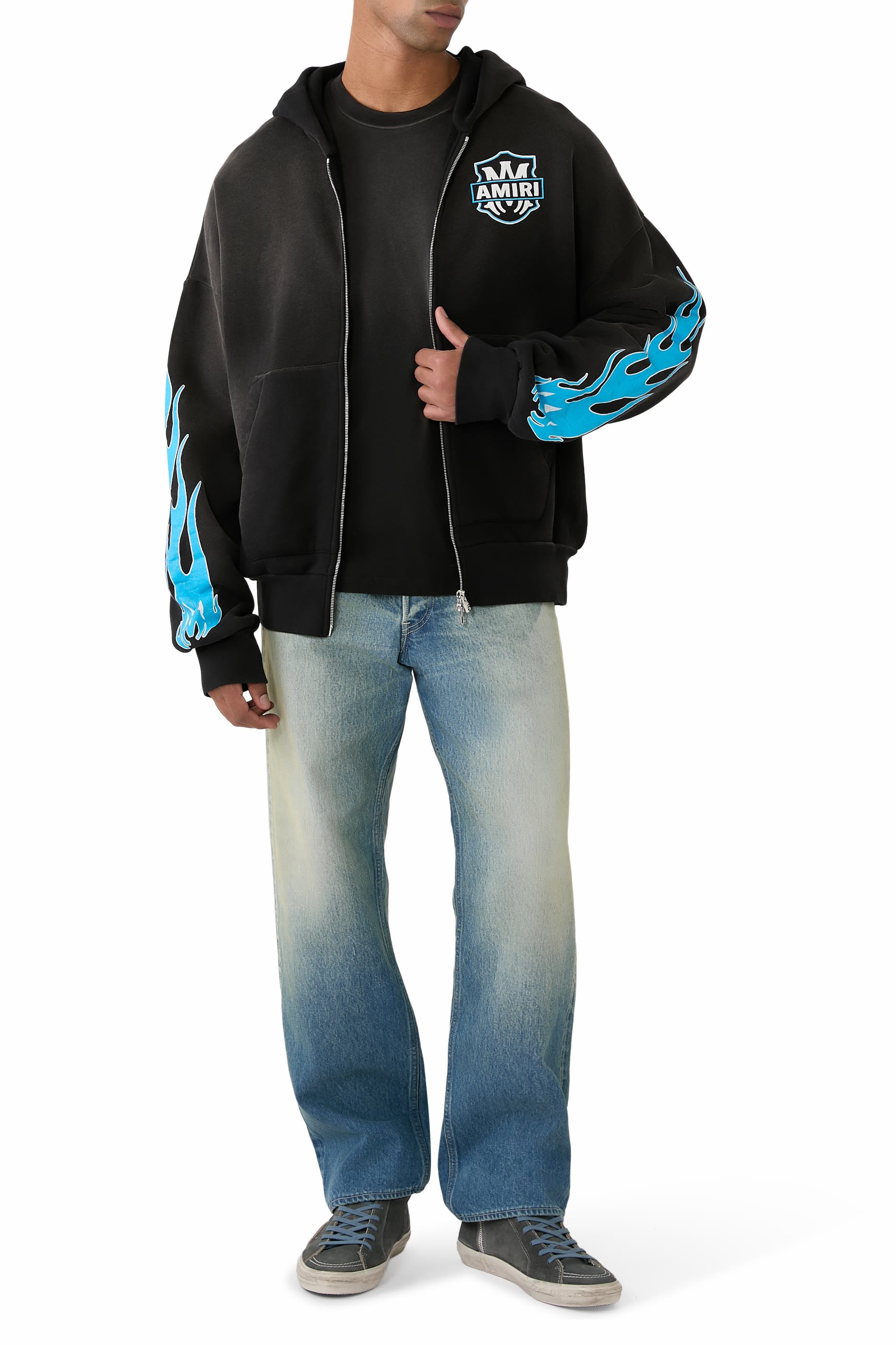 هودي بسحاب مزين بنقشة لهب