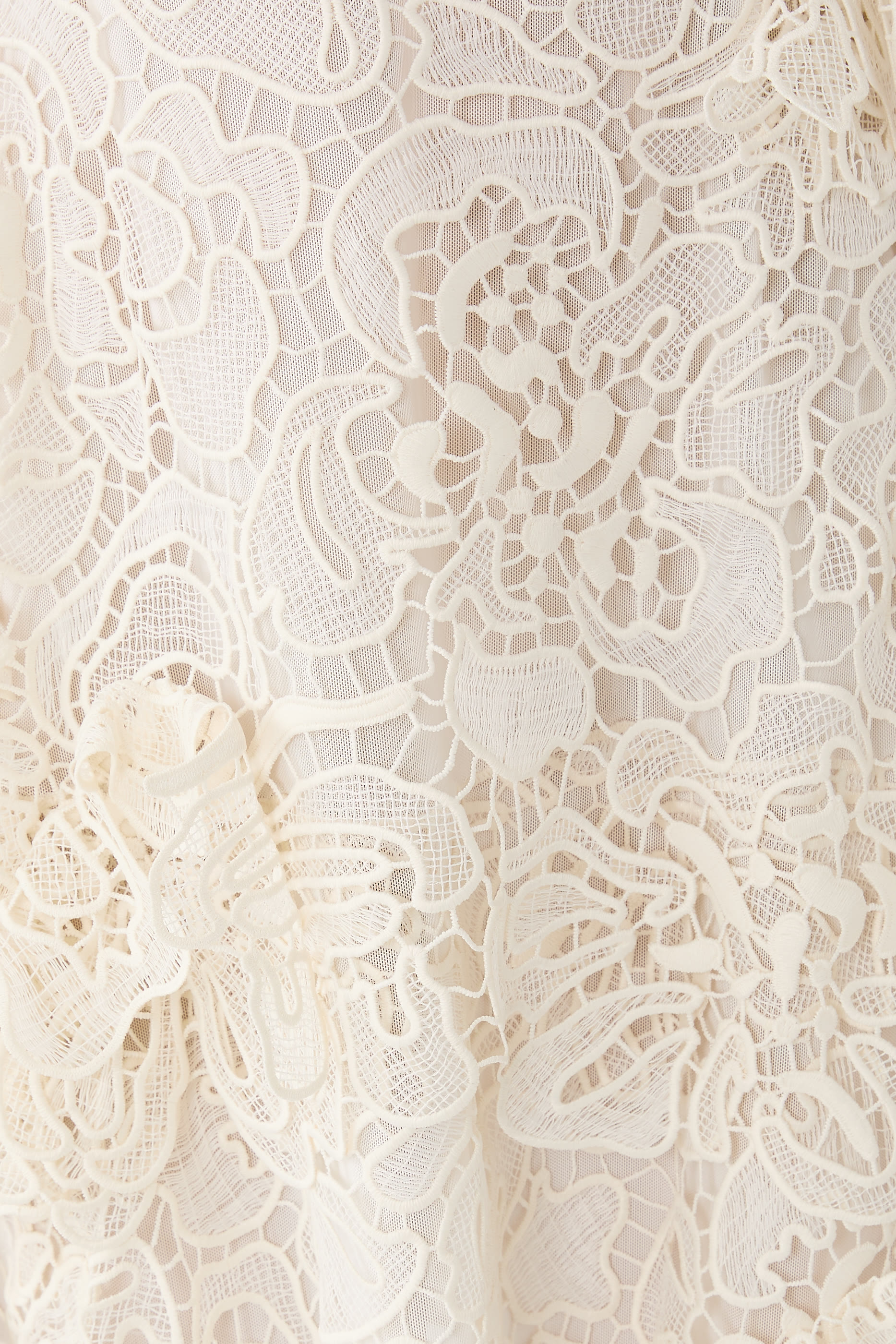 فستان نوفيل قصير دانتيل