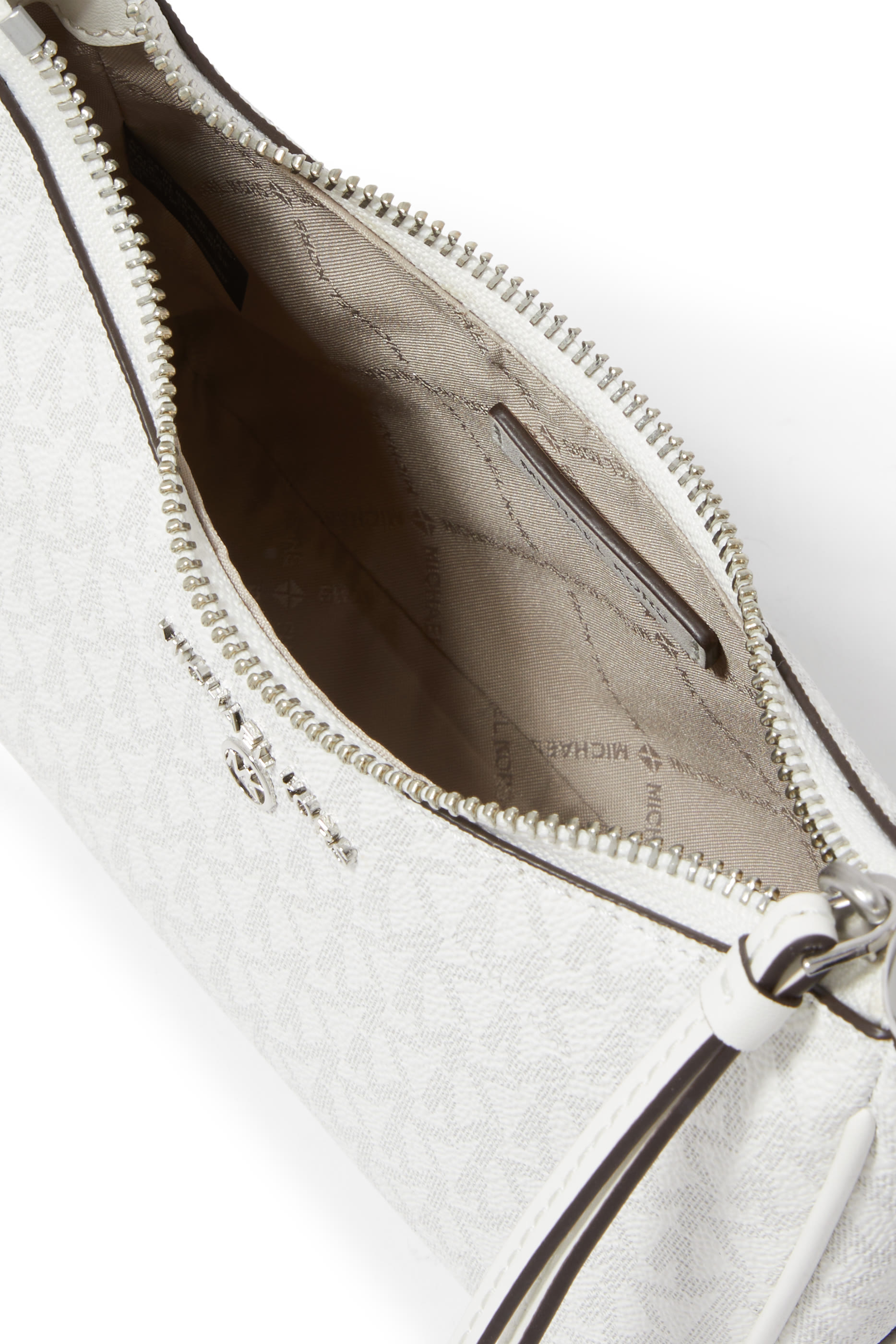 حقيبة جت ست صغيرة بحلية شعار الماركة