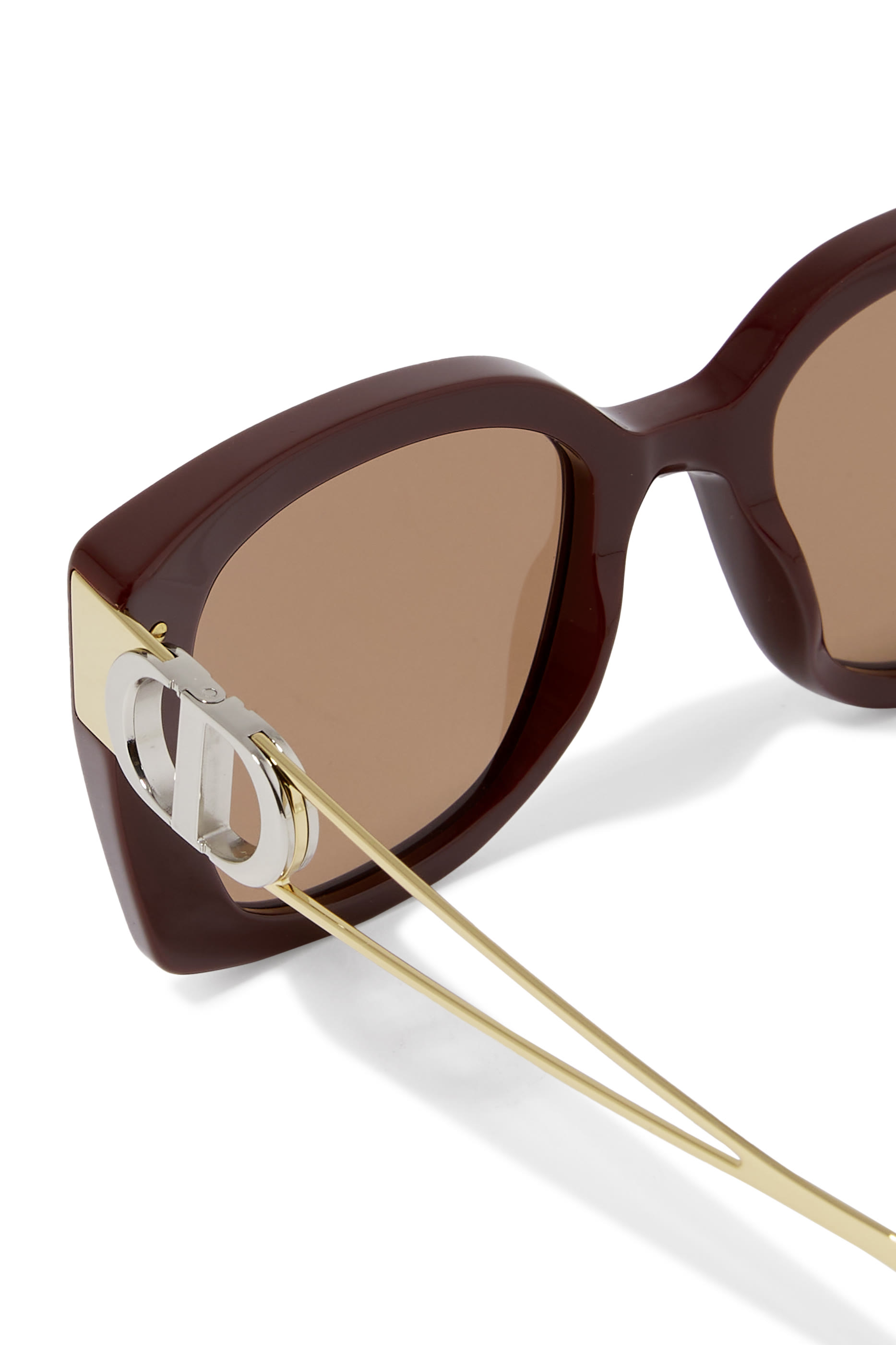 نظارة شمسية 30 مونتاين اس 13 آي بإطار فراشة