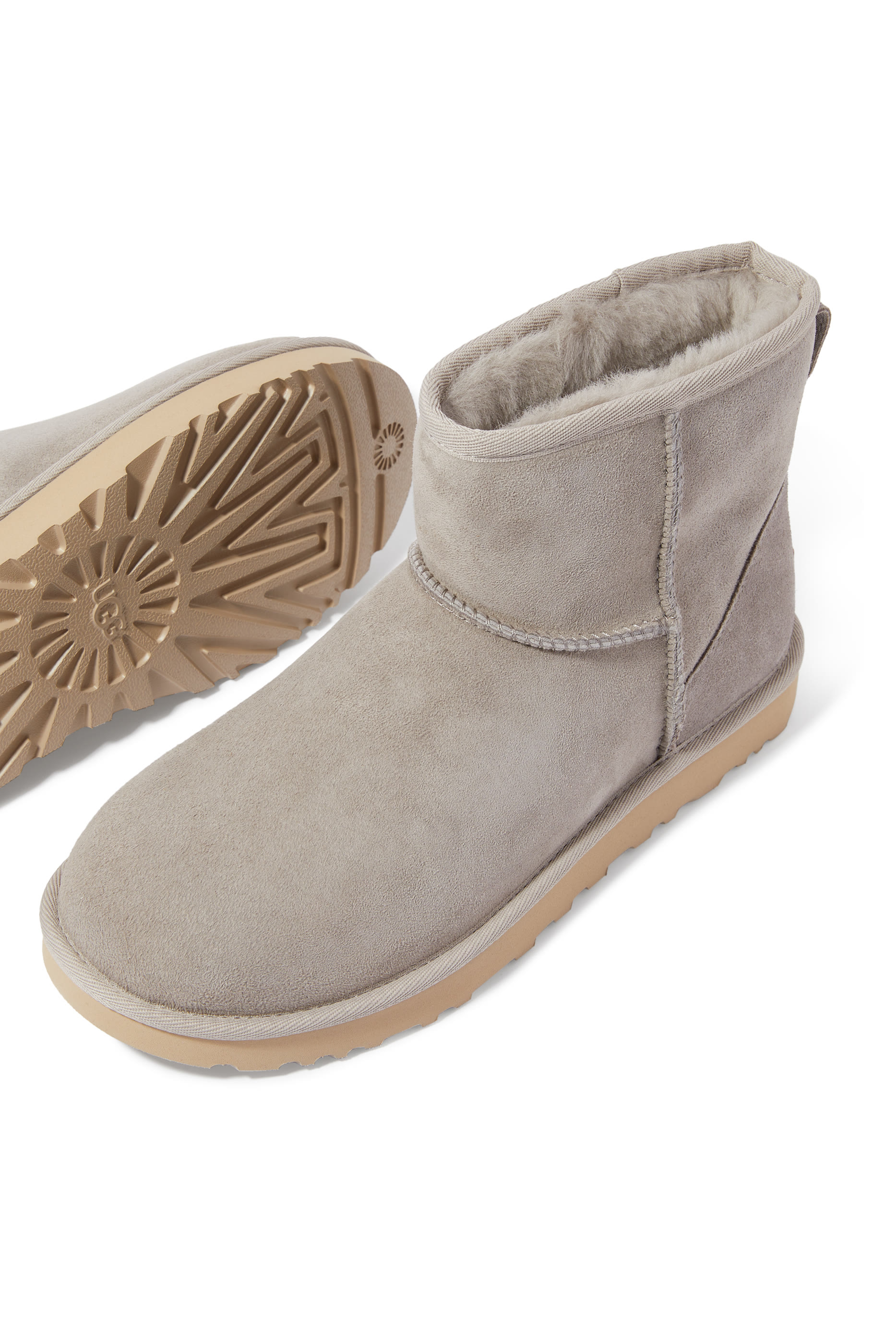 حذاء بوت كلاسيكي II قصير