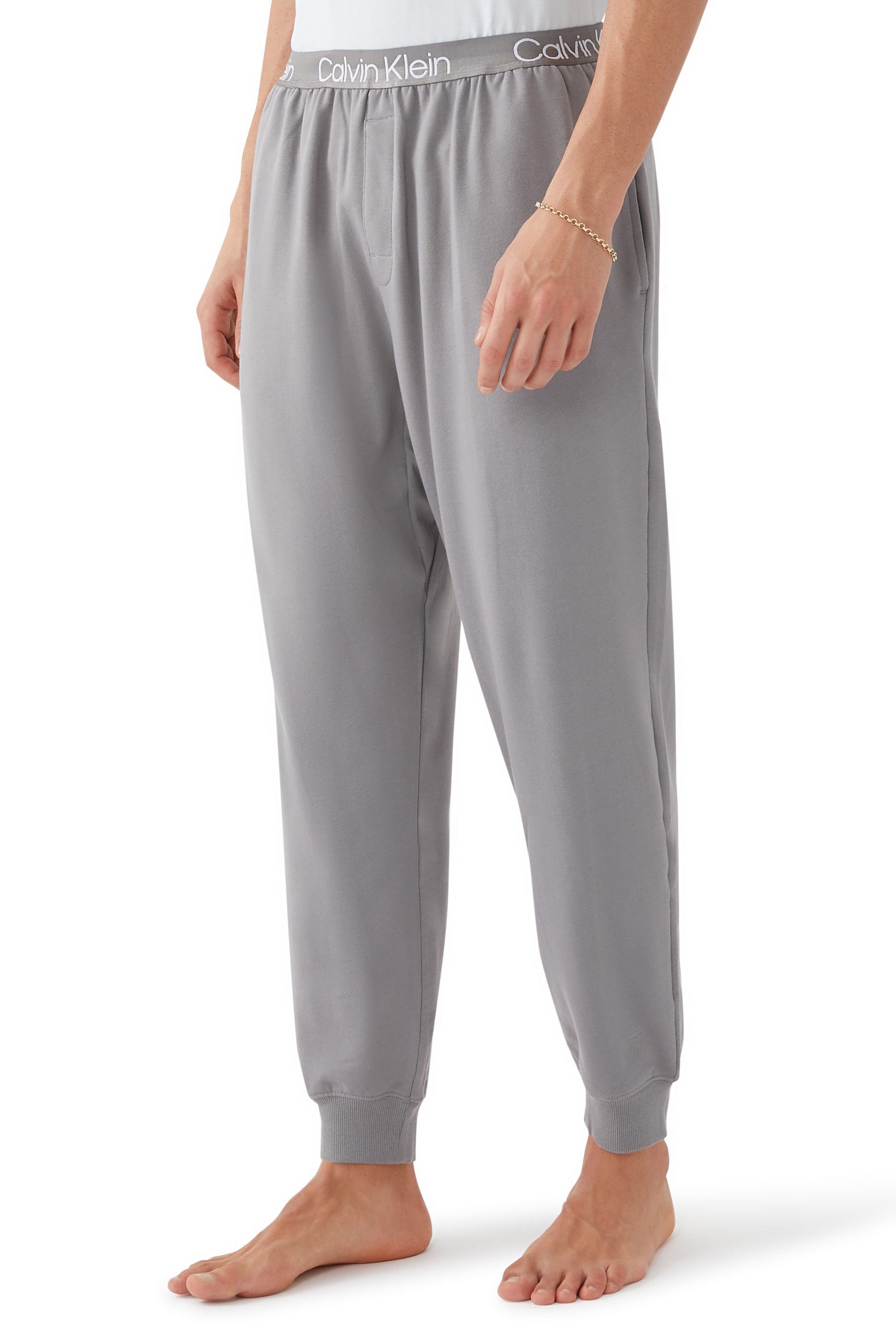 بنطال رياضي للبيت بشعار الماركة