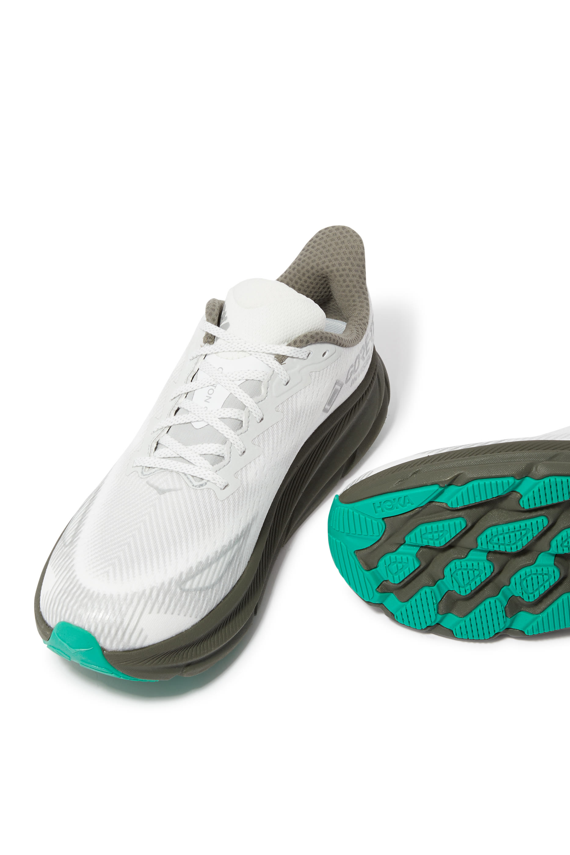 سنيكرز كليفتون 9 جي تي إكس جور تكس