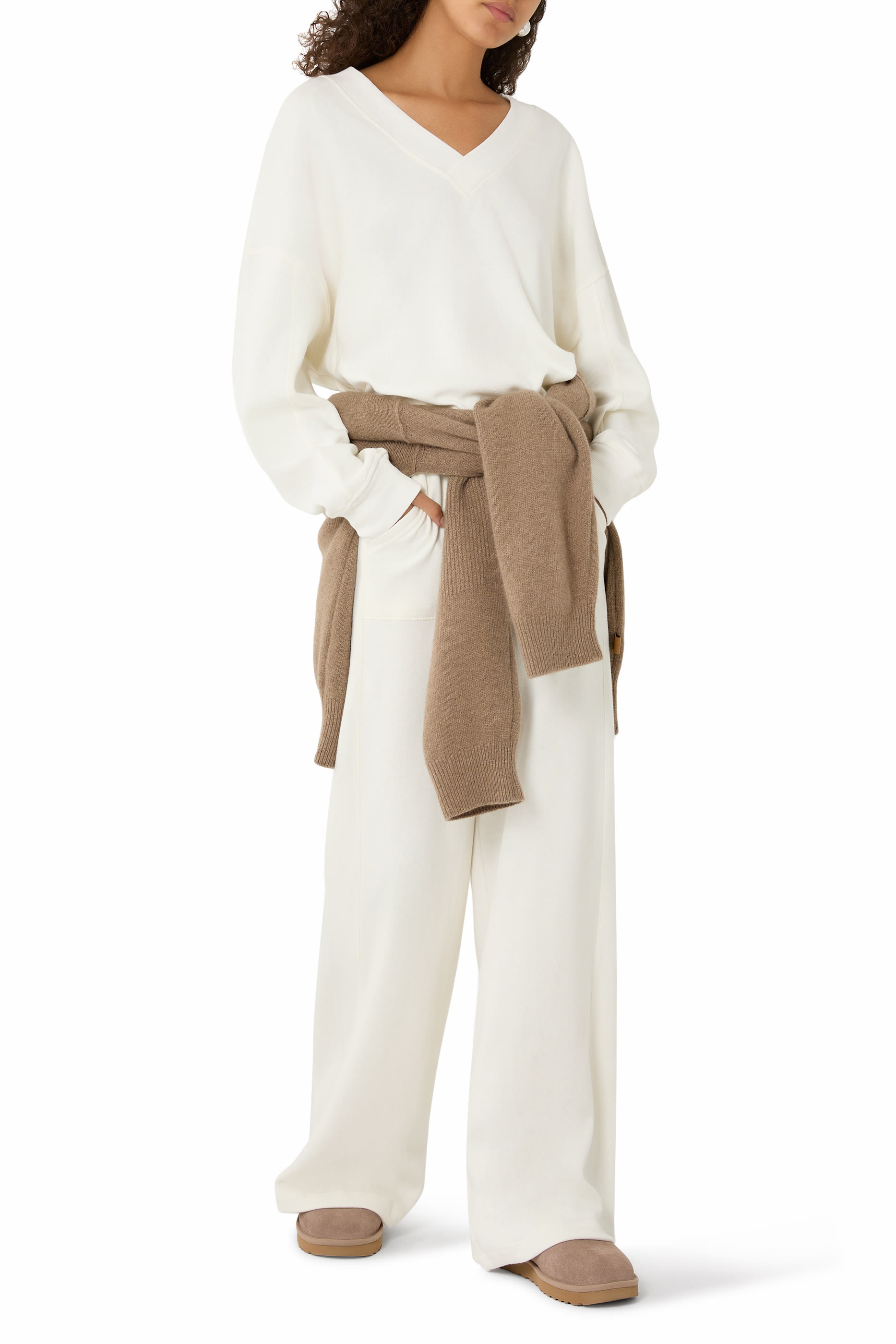 بنطال ألتميت بقصة ساق واسعة