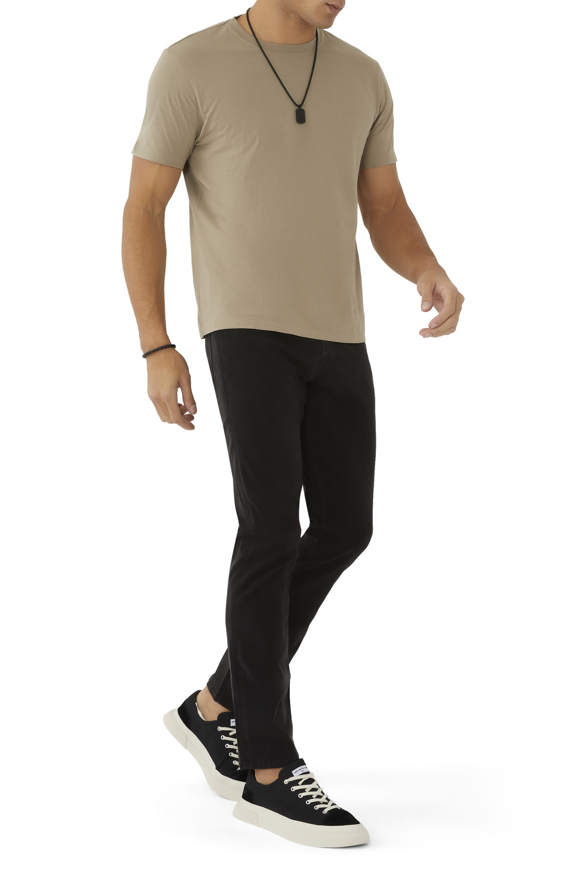 تيشيرت بشعار الماركة قطن