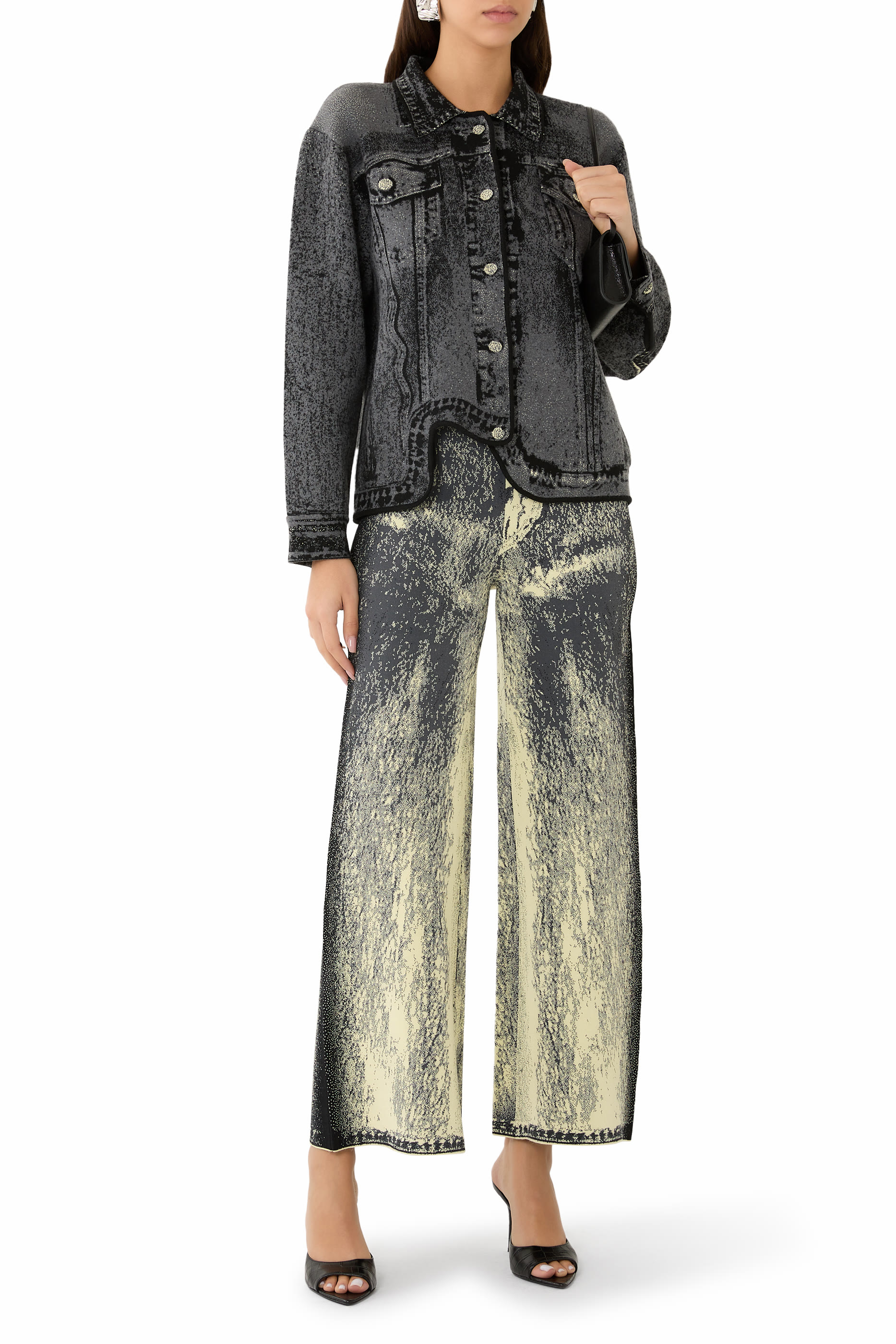 جاكيت شيتال قصير بطبعات دنيم