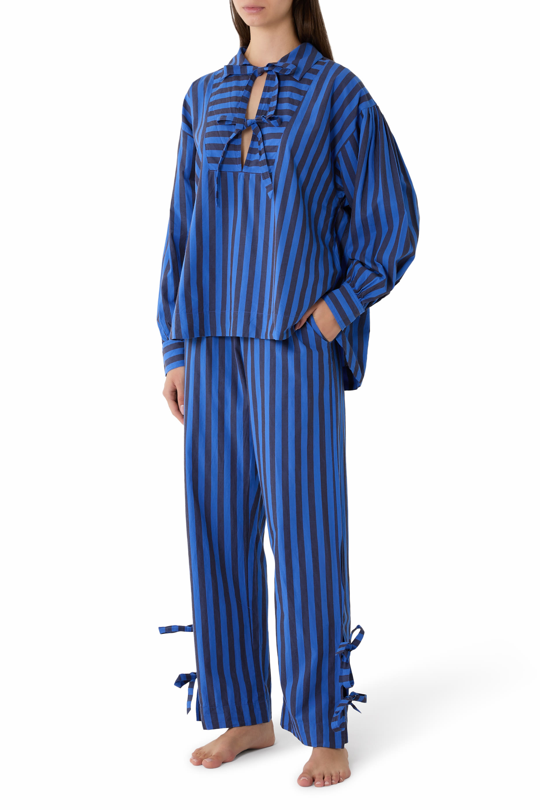 طقم بيجامة فلوكي مخطط