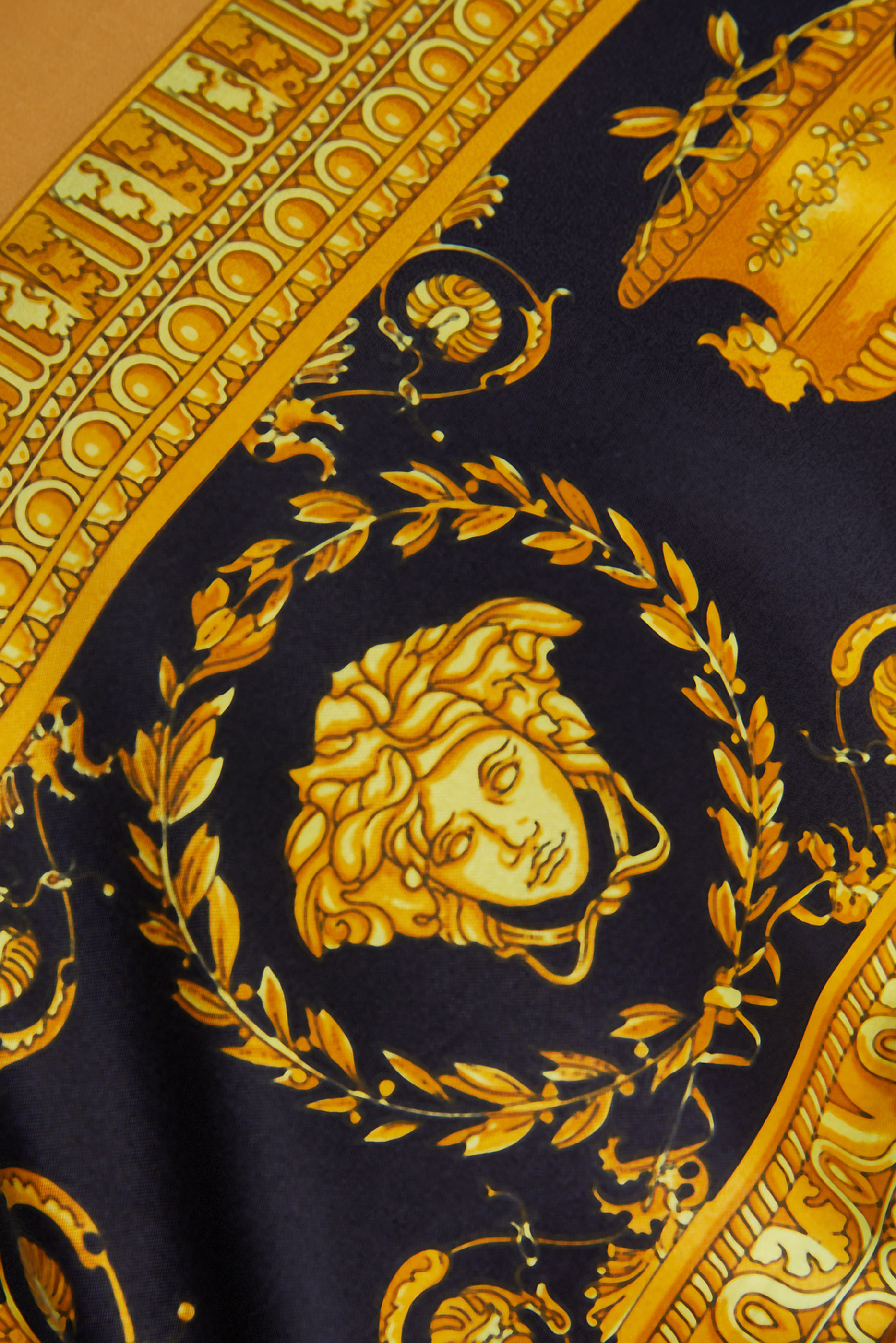 طقم أكياس وسائد بنقشة آي هارت باروك