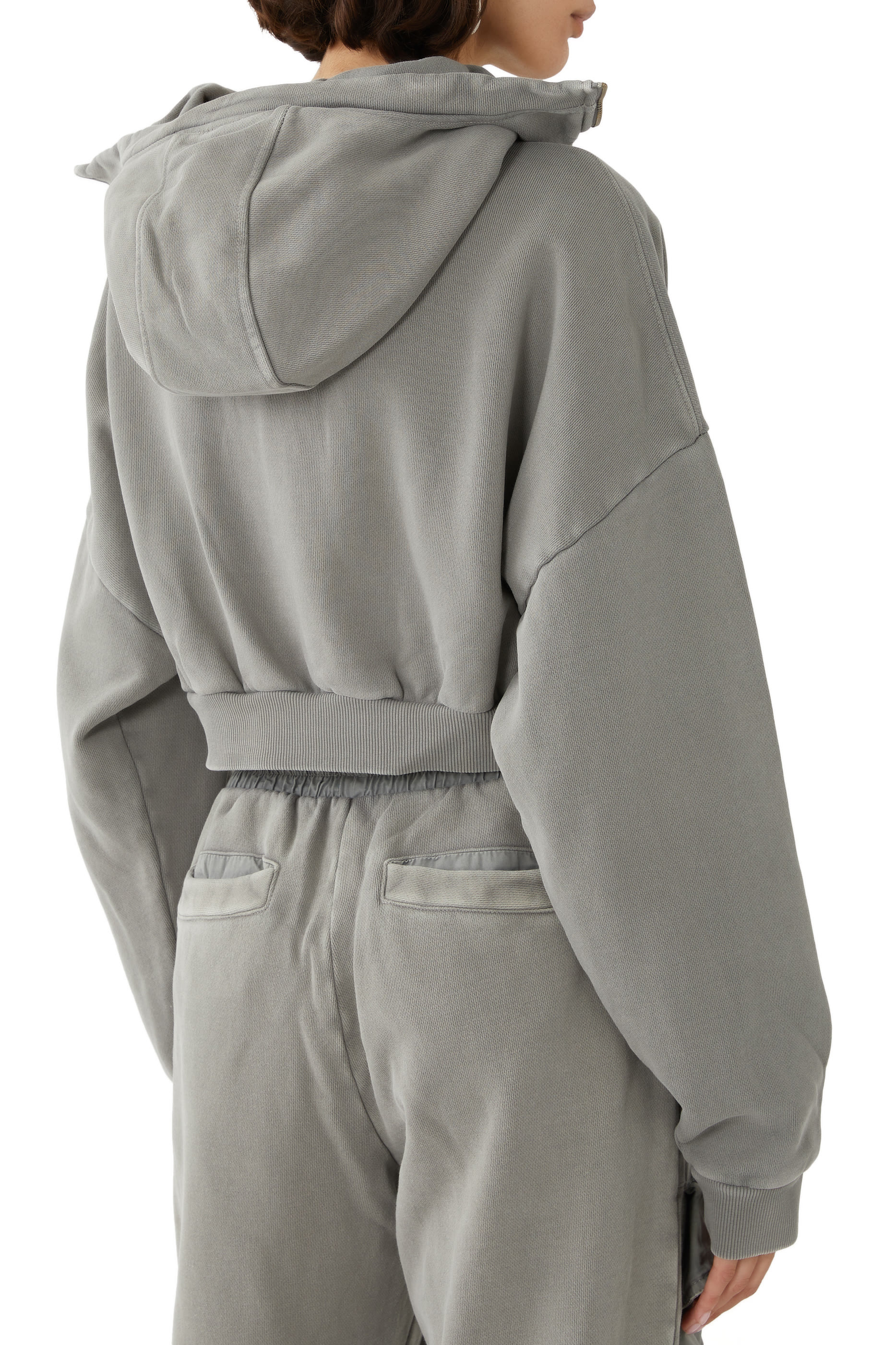 سويت شيرت قصير بسحاب