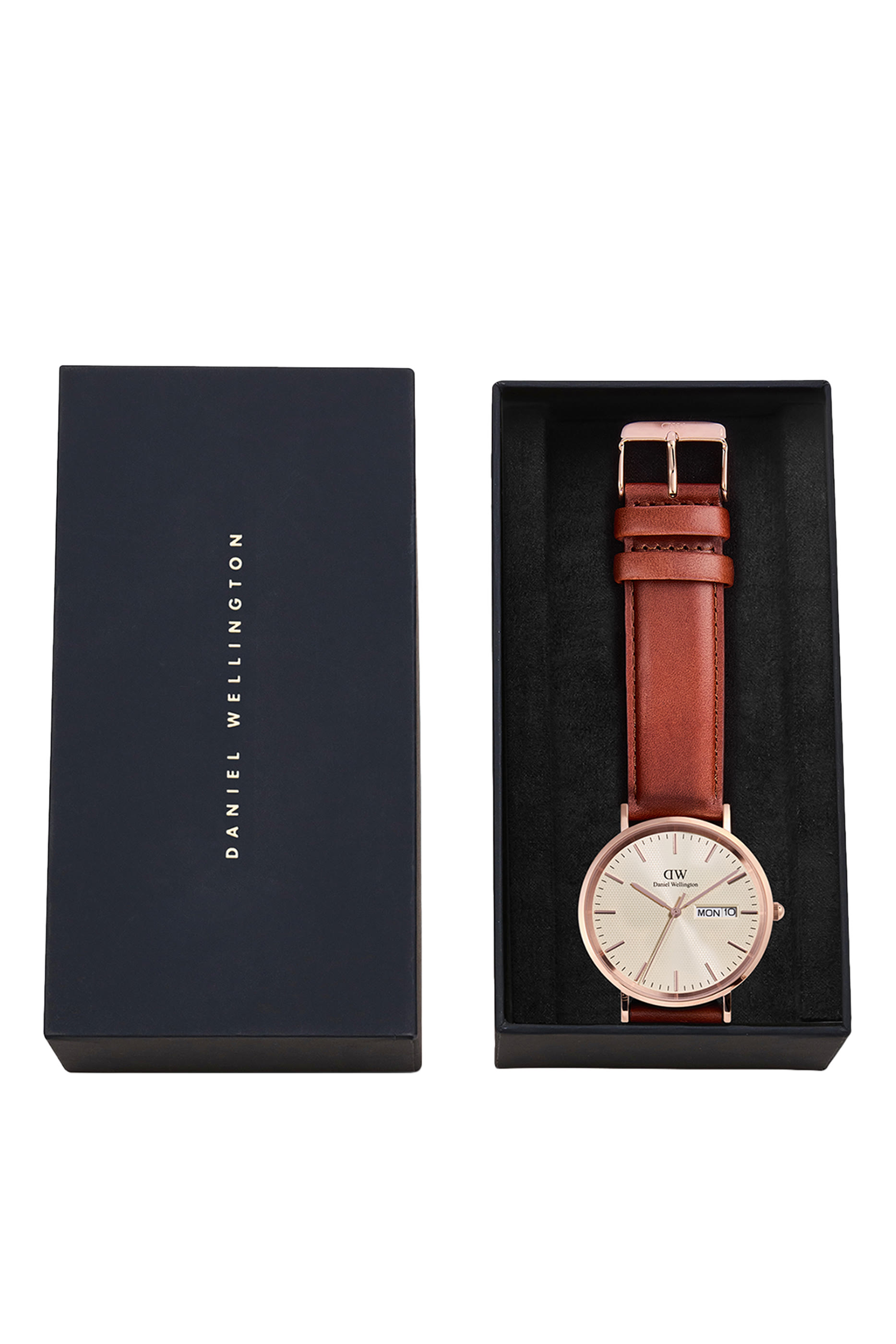 ساعة كلاسيك بخاصية عرض اليوم