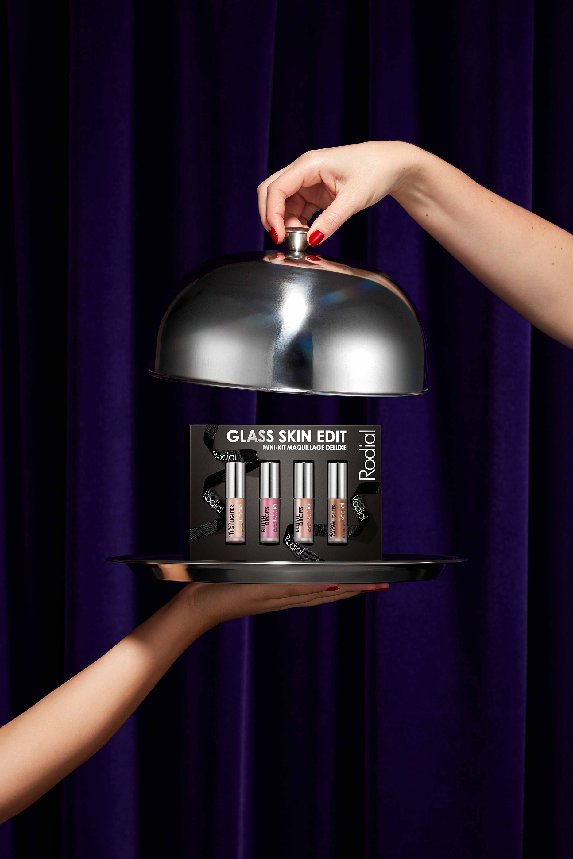 مجموعة هدايا إصدار جلاس سكين