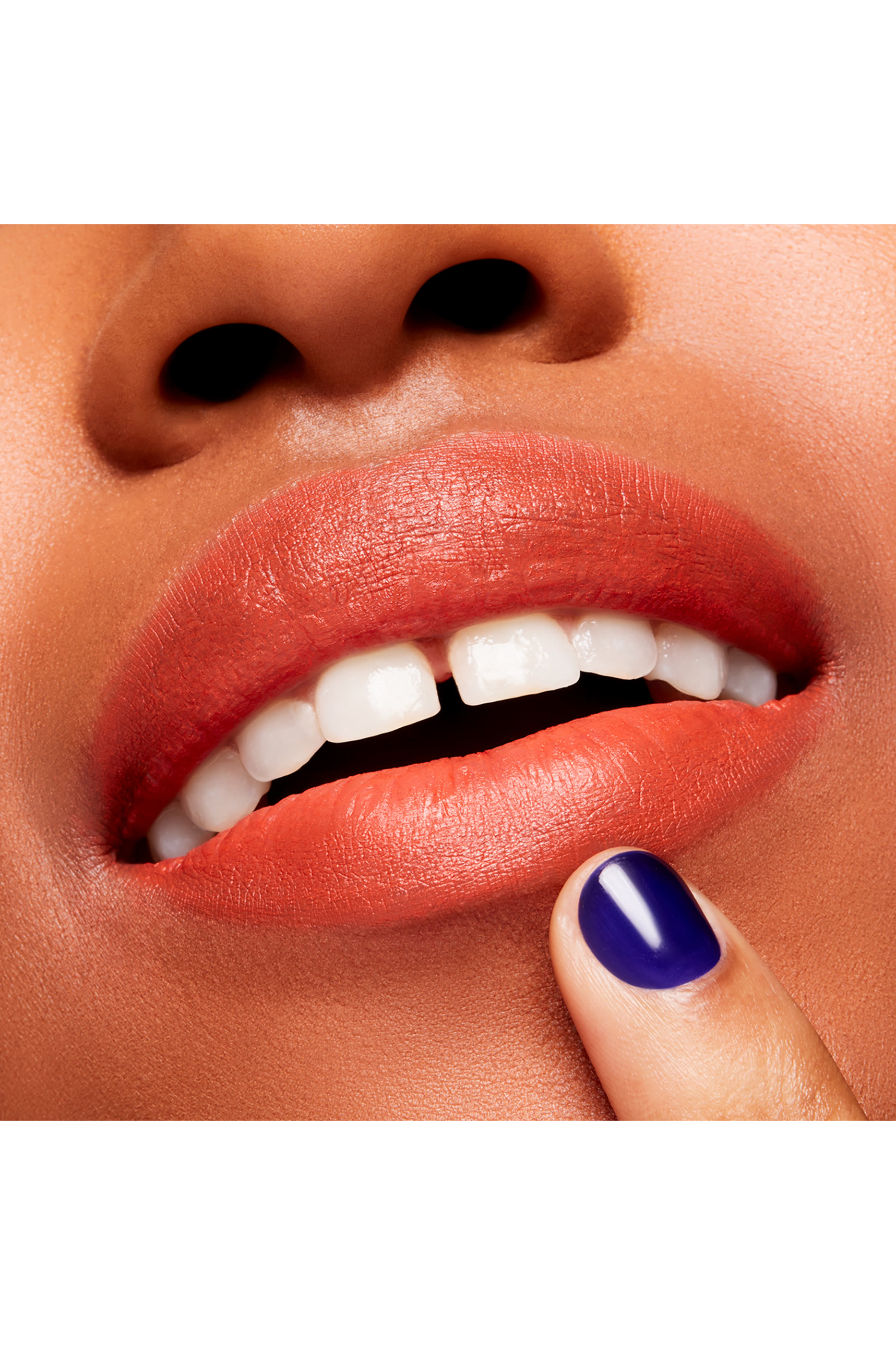 أحمر شفاه باودر كيس فيلفيت بلور سليم ستيك