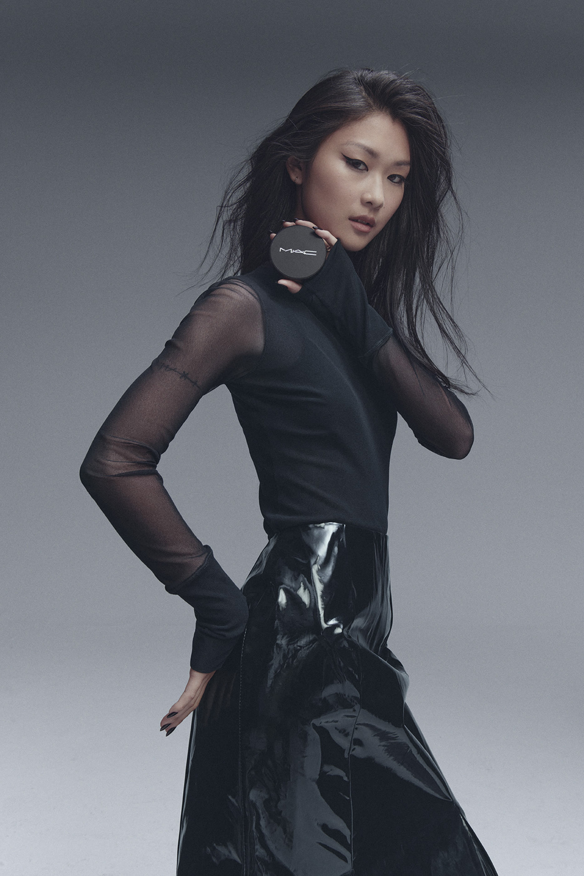 بودرة أساس ستوديو فيكس بلاس