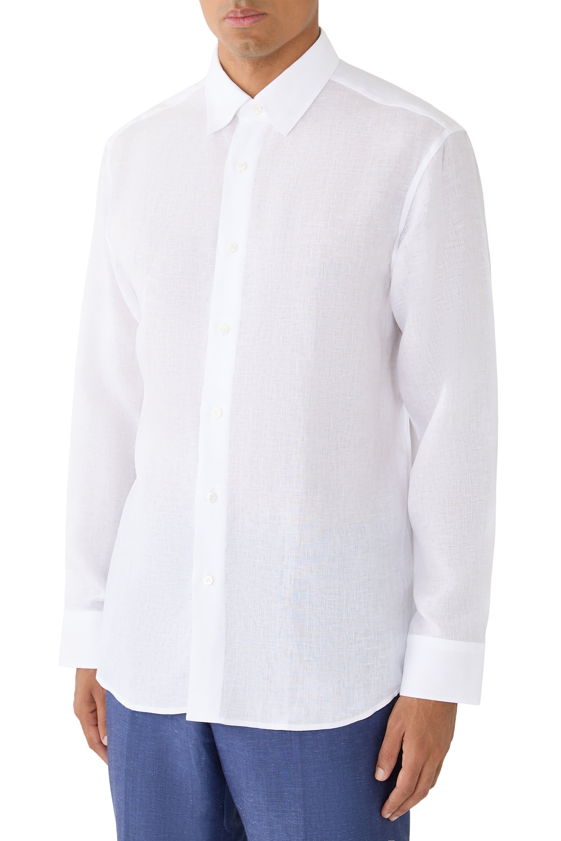 قميص بصف أزرار مخفي