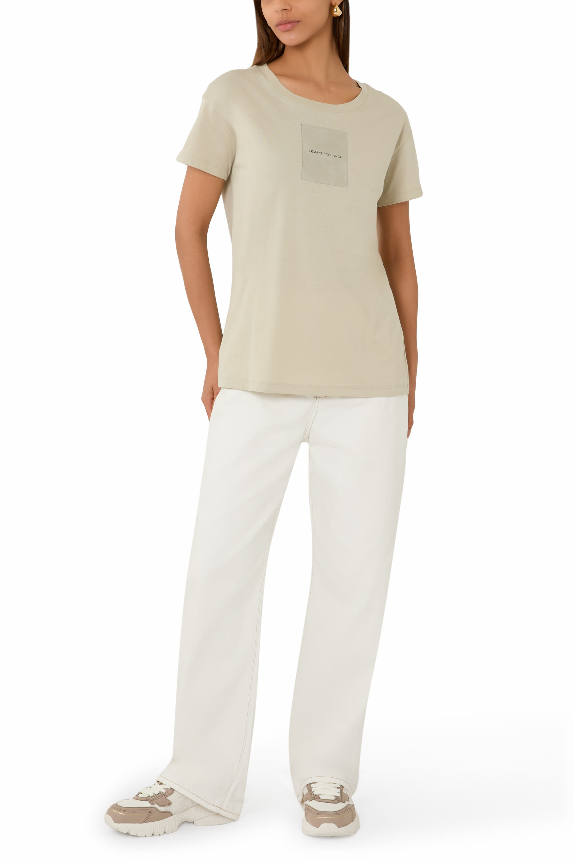 تيشيرت بقصة مريحة وطبعة شعار الماركة