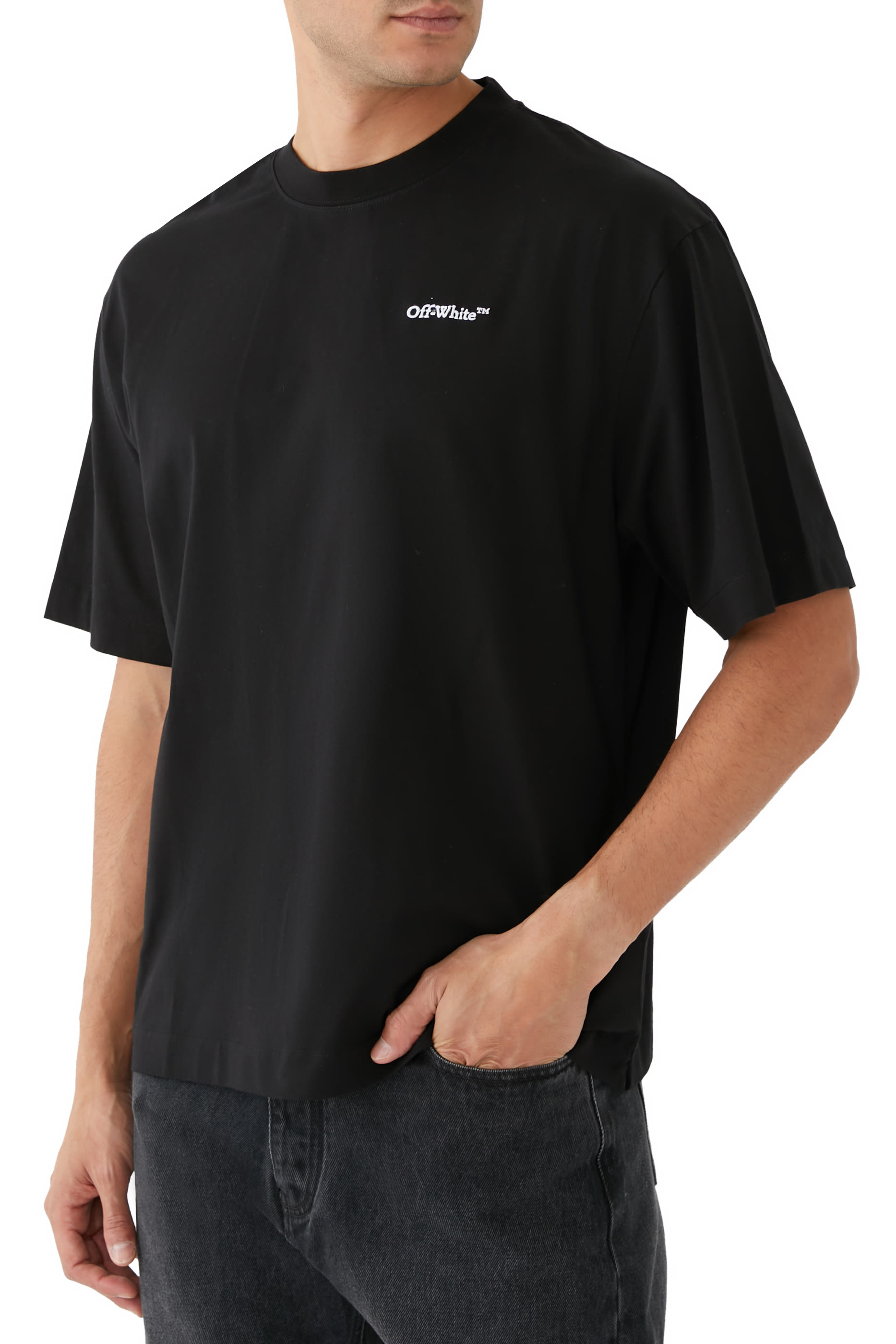 تيشيرت سكيت بطبعة الأسهم ووشم