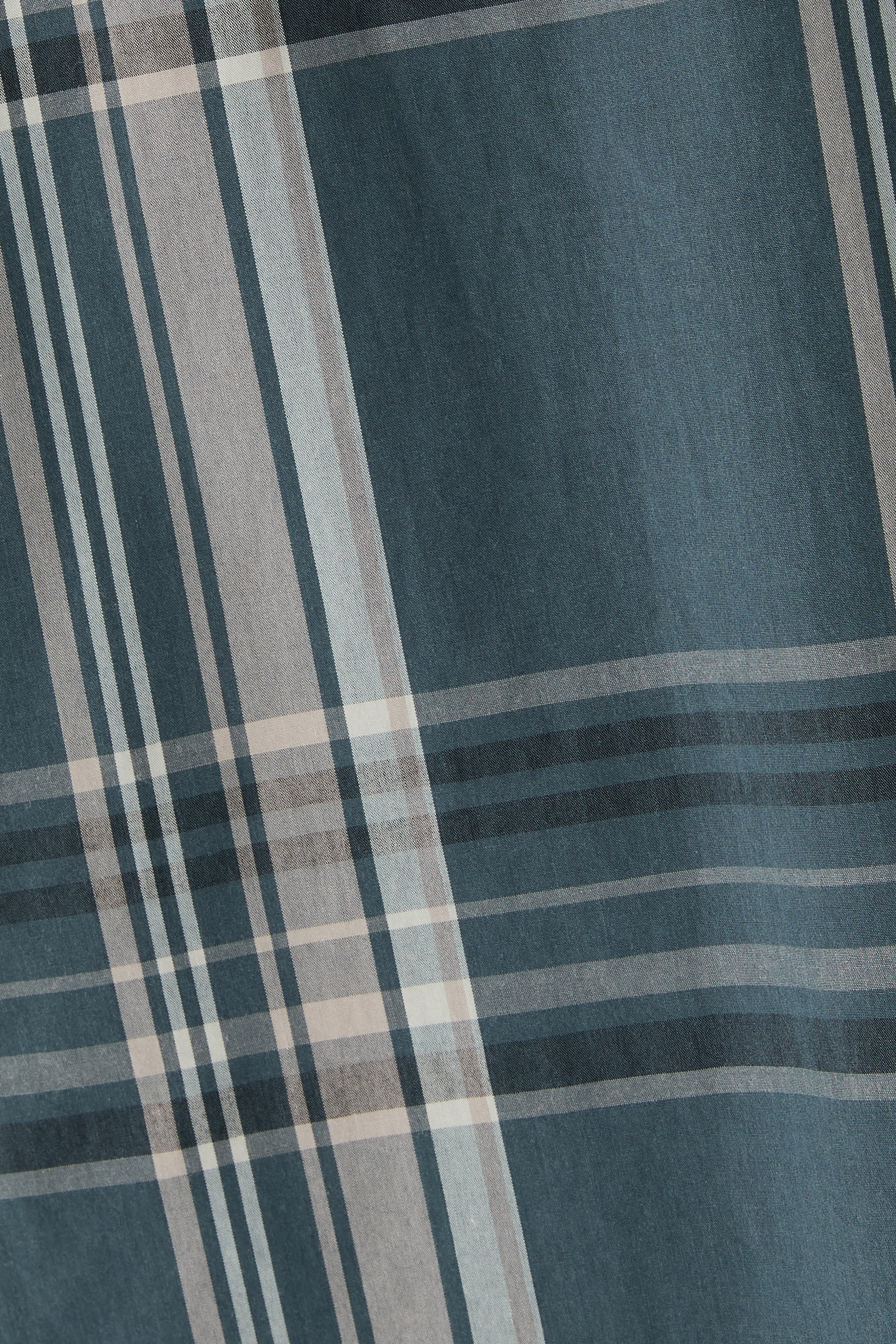 قميص لوريمر بأكمام طويلة ونقشة مربعات