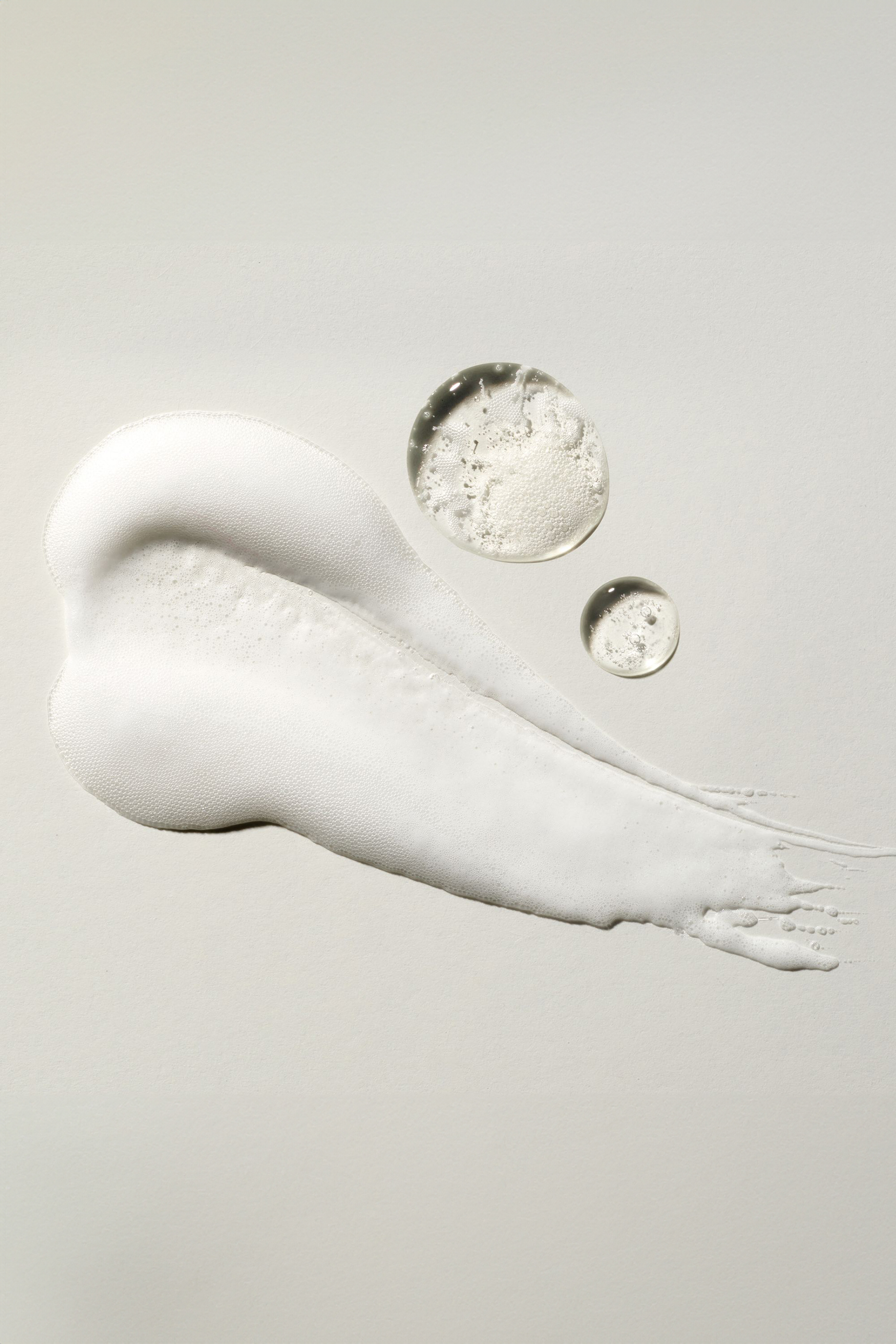 شاور جل رغوي من مجموعة أمستردام