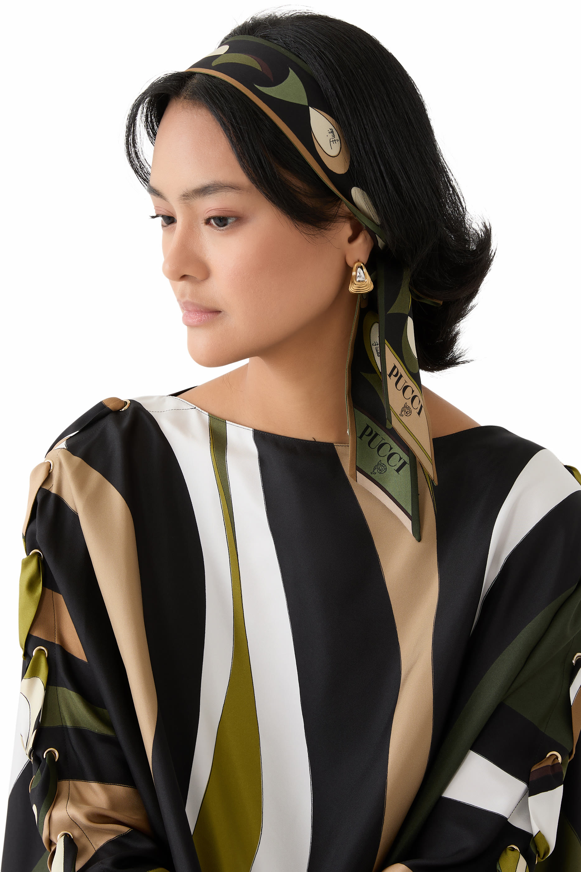 وشاح بنقشة حرير تويل