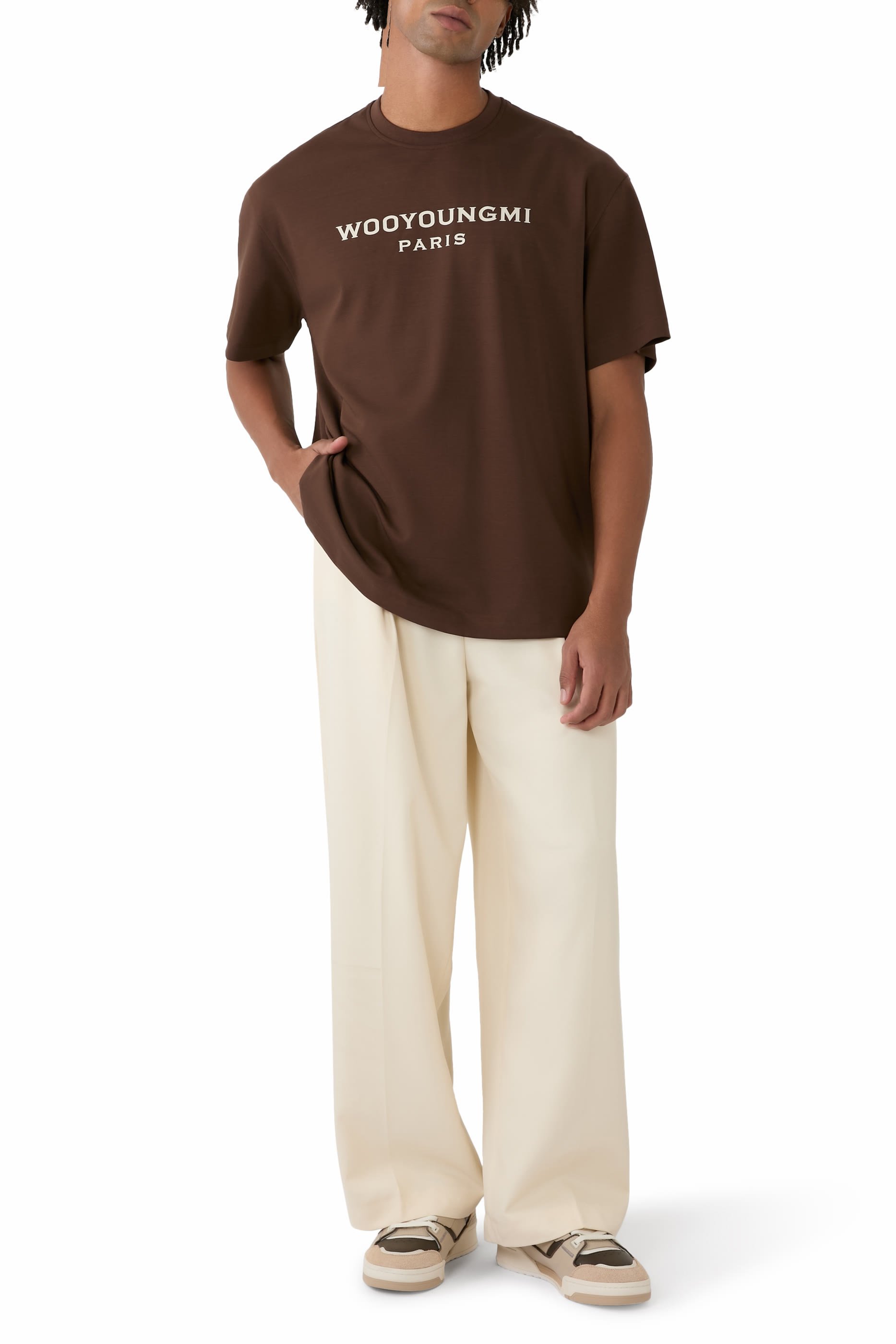 تيشيرت بشعار الماركة