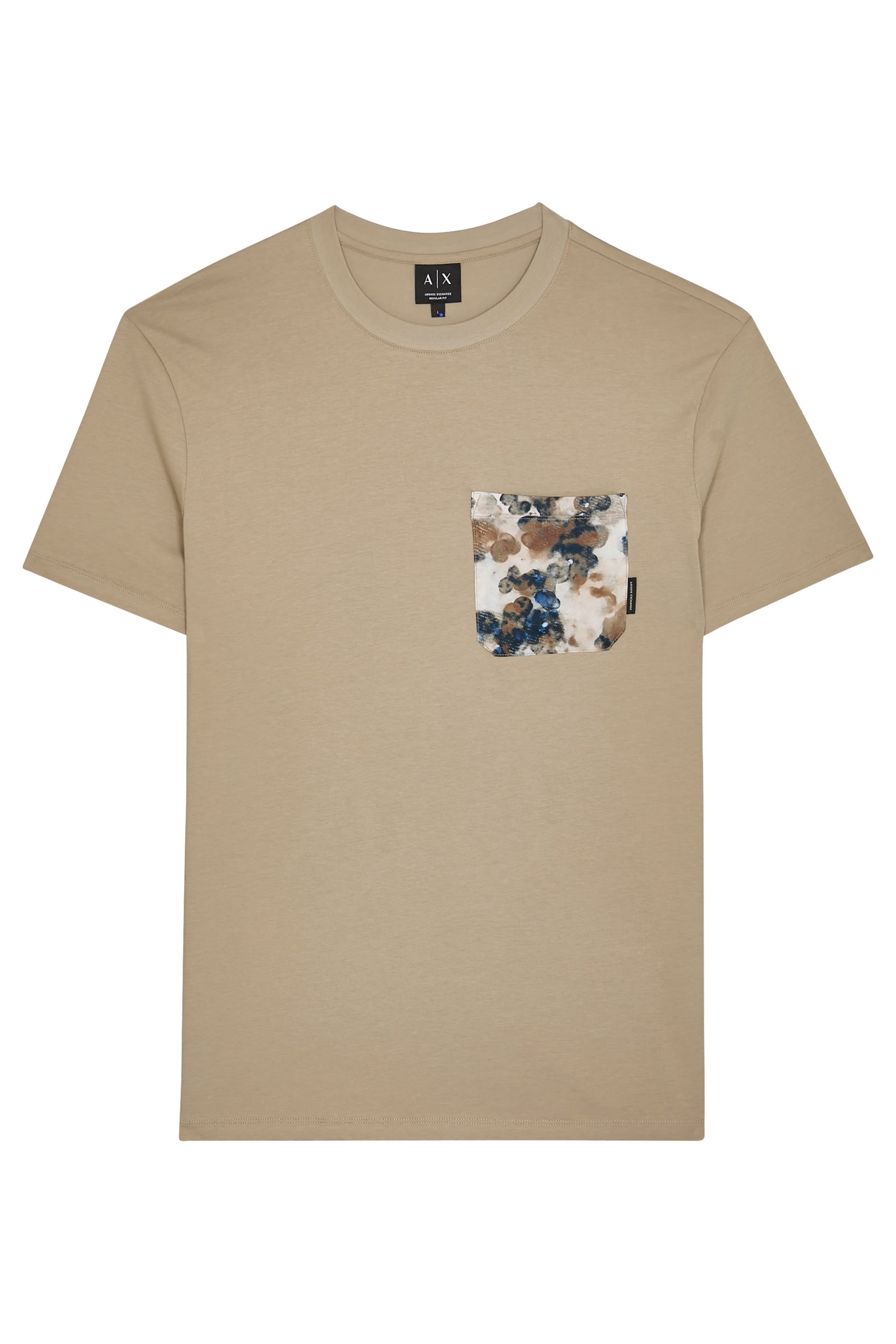 تيشيرت بجيب بطبعة 