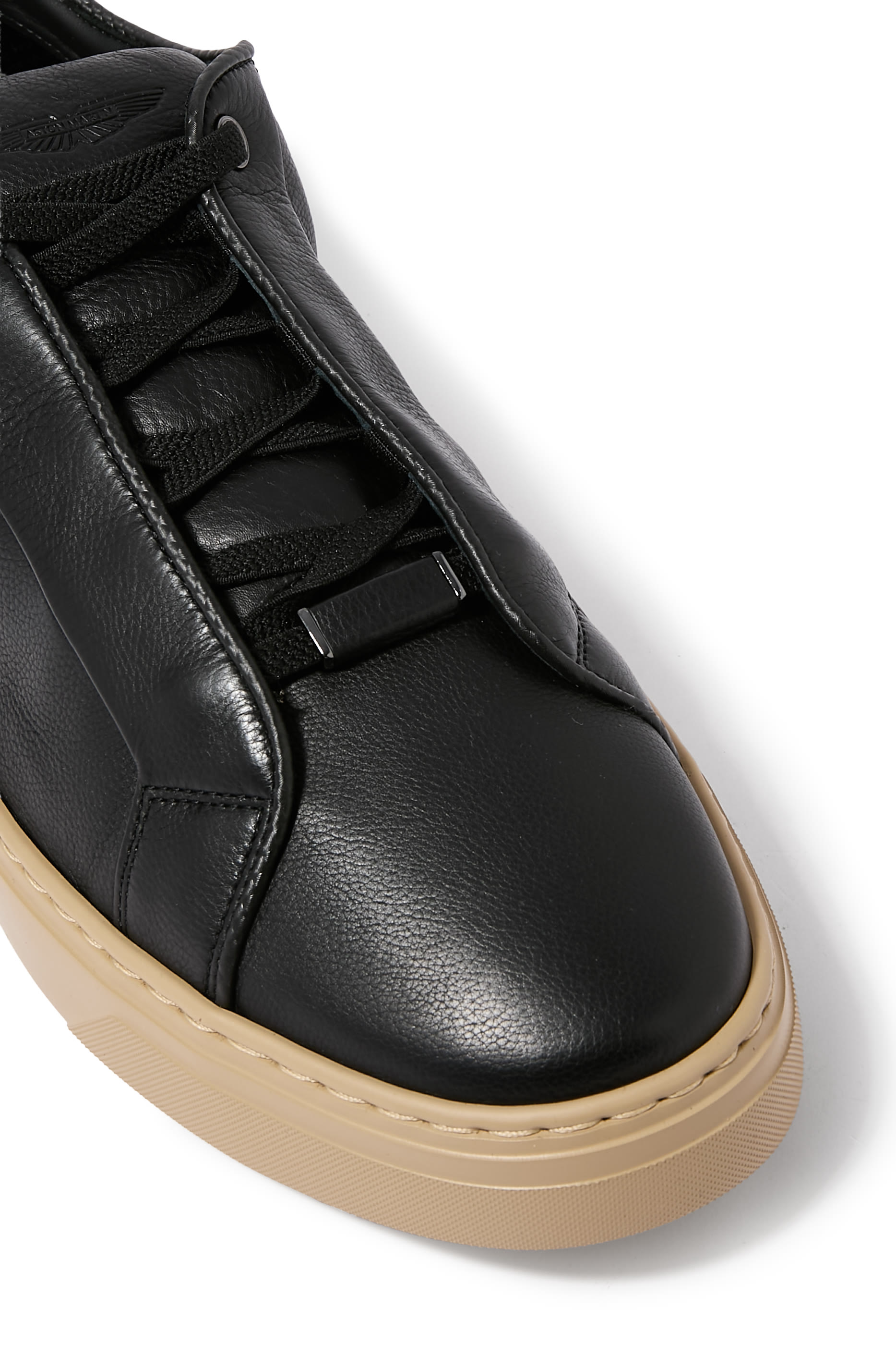 سنيكرز X غاري تين