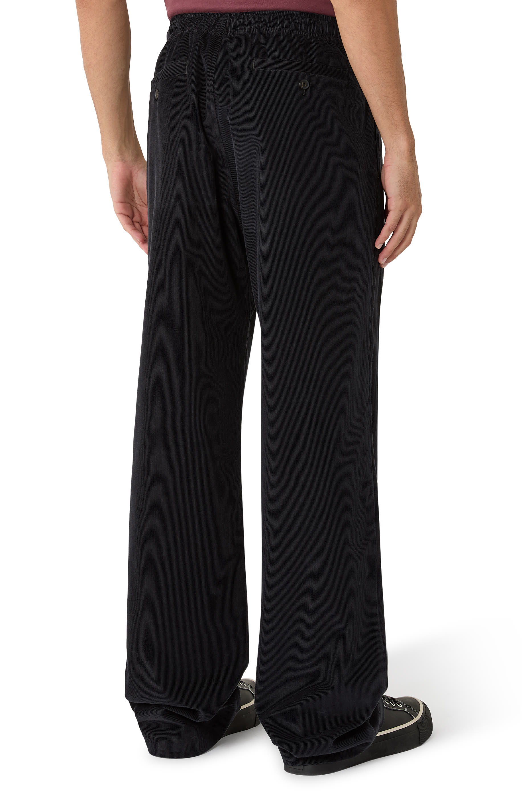 بنطال رياضي مطرز بشعار الماركة كلاسيكي