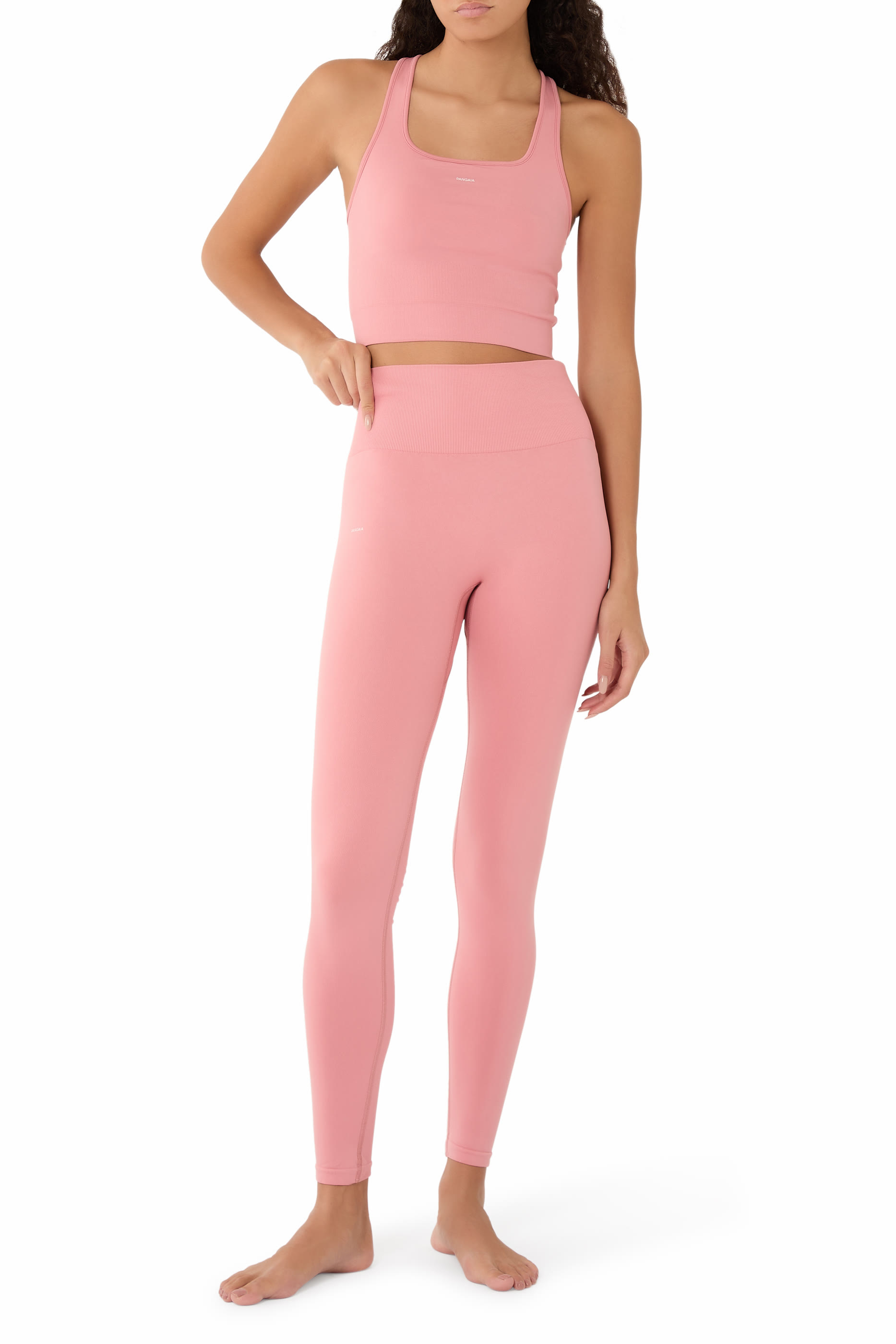 بلوزة بلا أكمام بتصميم ضاغط خامات نباتية مطاطية ومضلعة