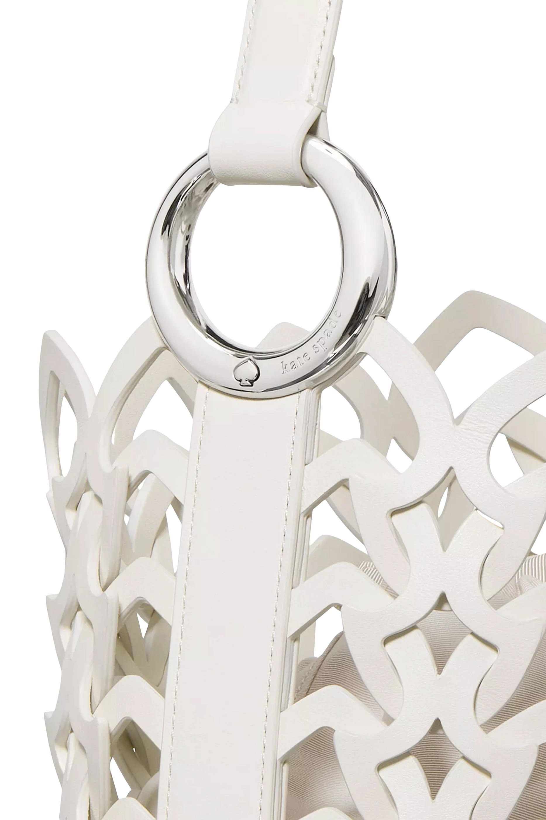 حقيبة باكيت هيلو بتصميم مجدول