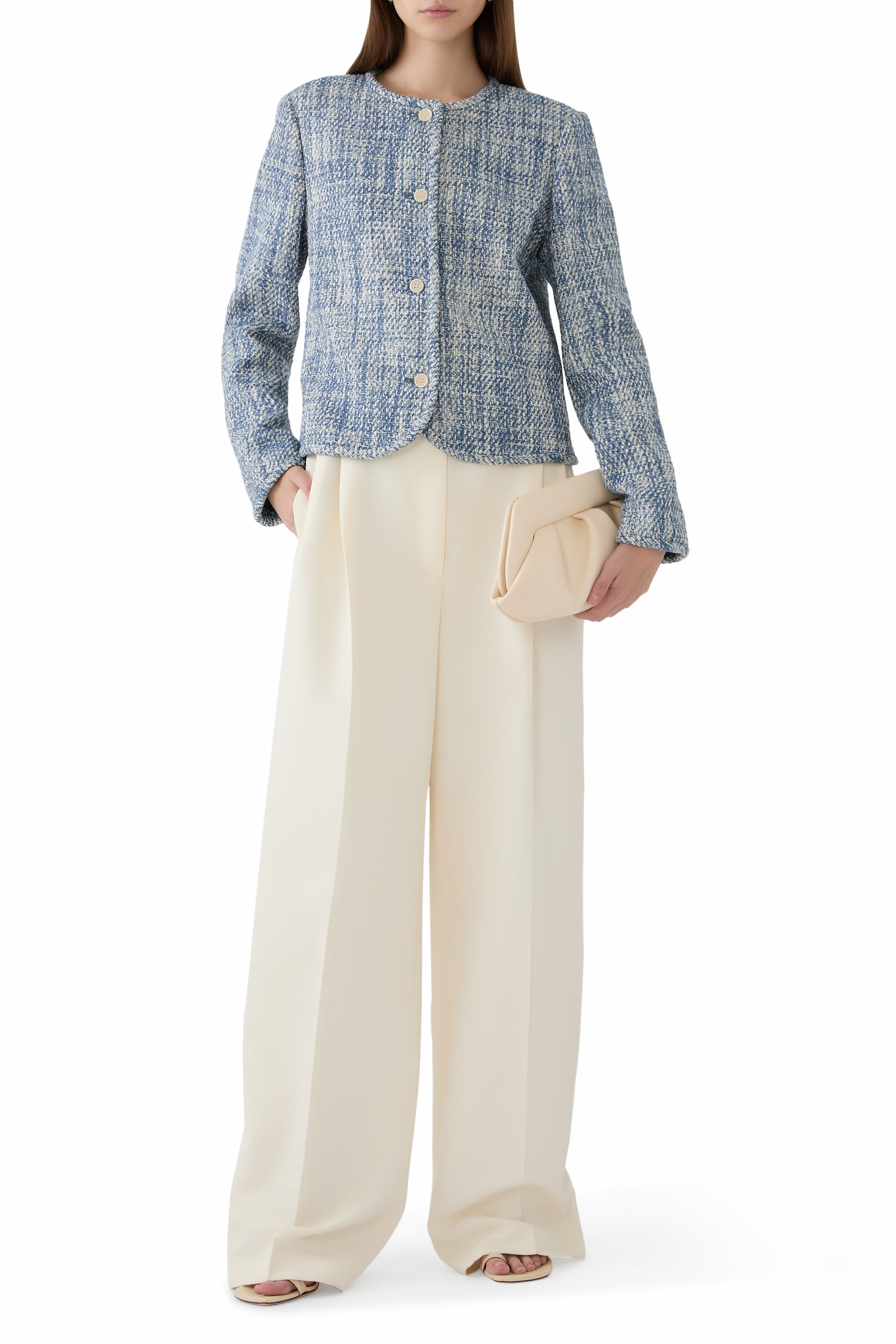 جاكيت بتصميم كارديجان تويد