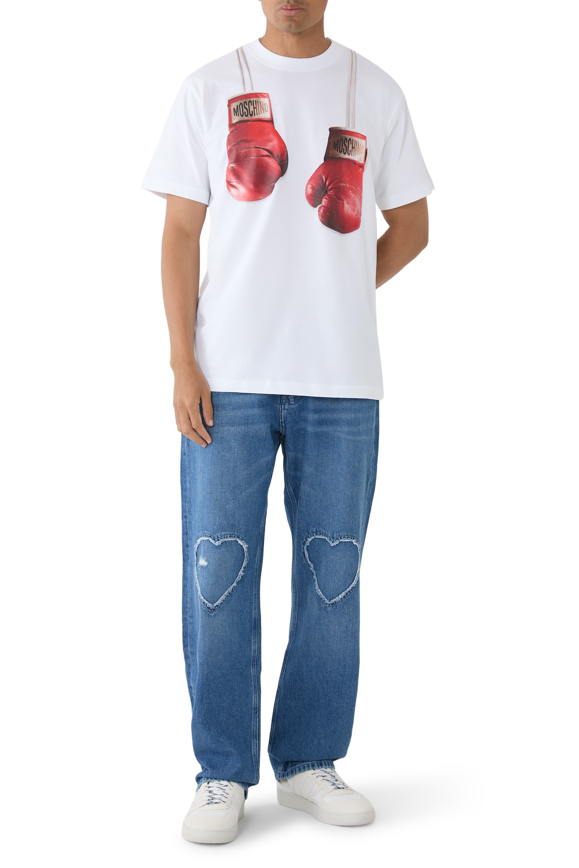 تيشيرت بطبعة قفارات ملاكمة