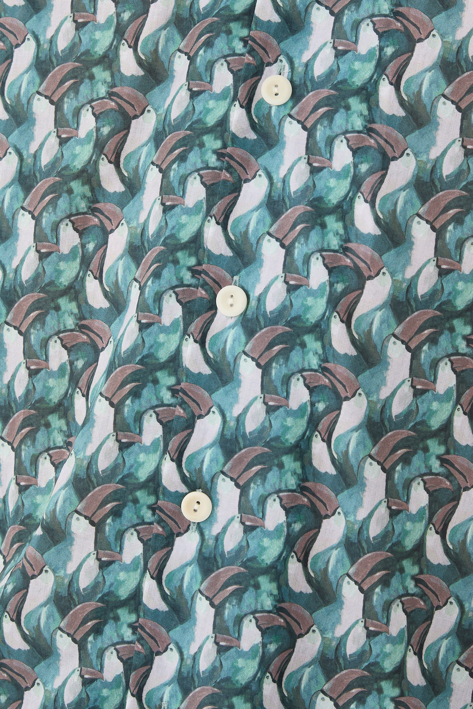 قميص ريزورت بنقشة