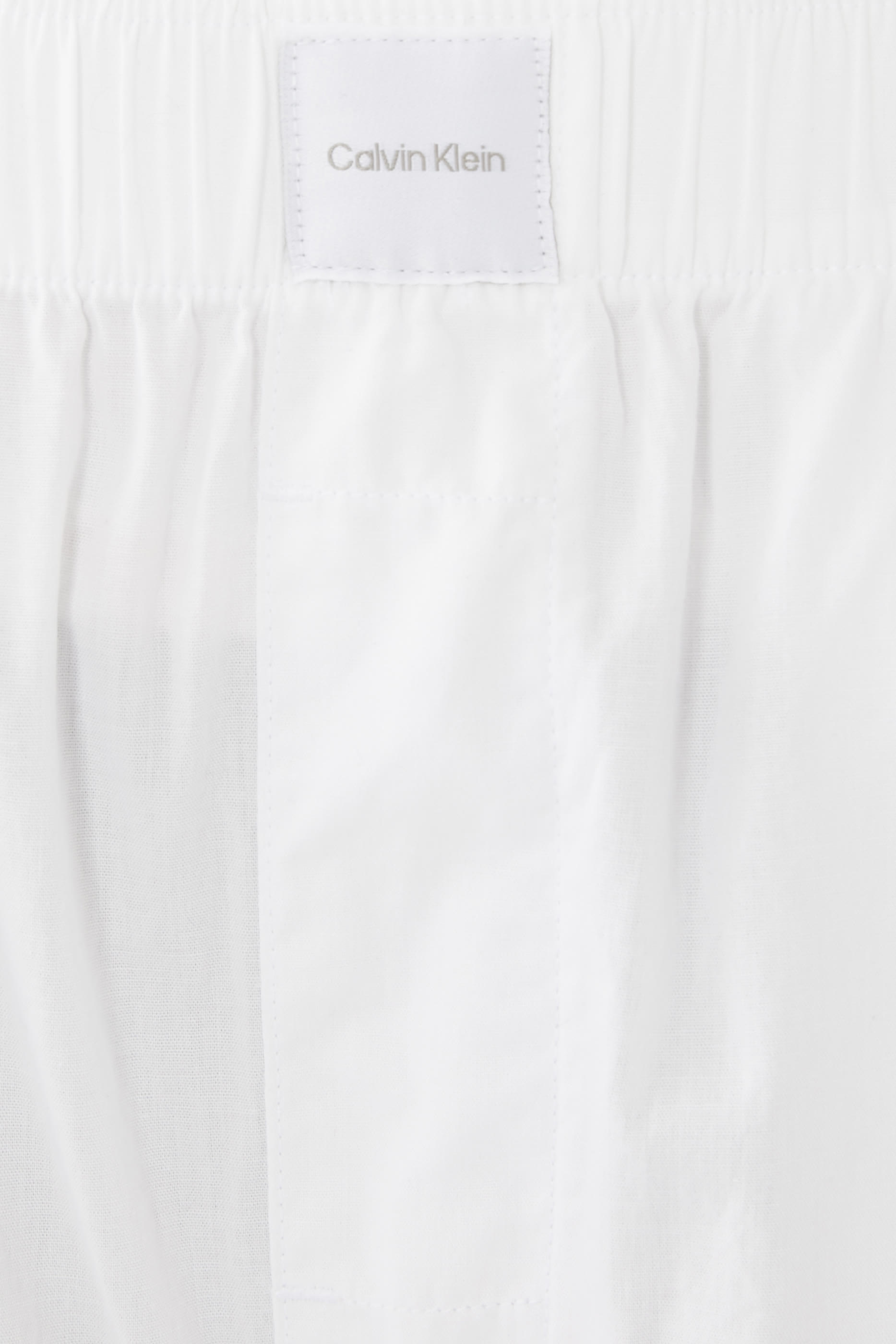 بنطال بقصة ساق واسعة