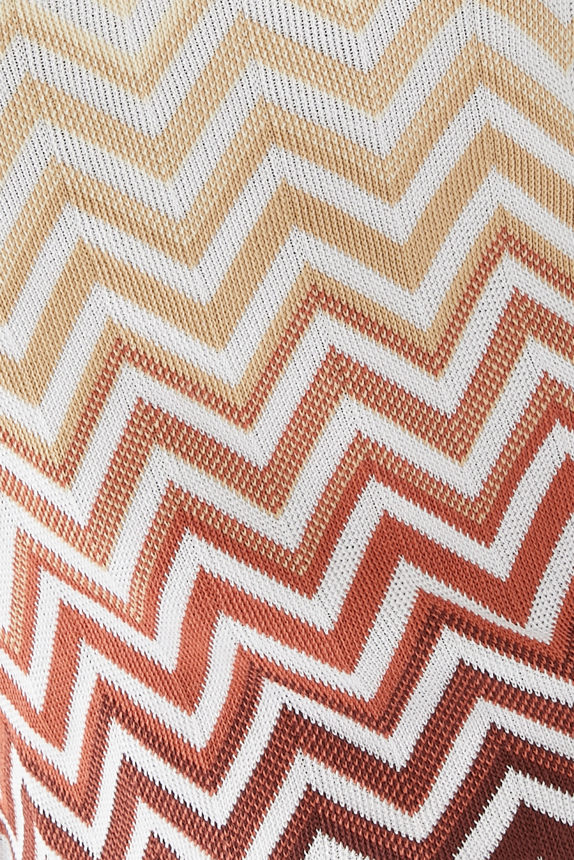 بلوزة بدون أكمام بنقشة خطوط متعرجة شيفرون جاكار