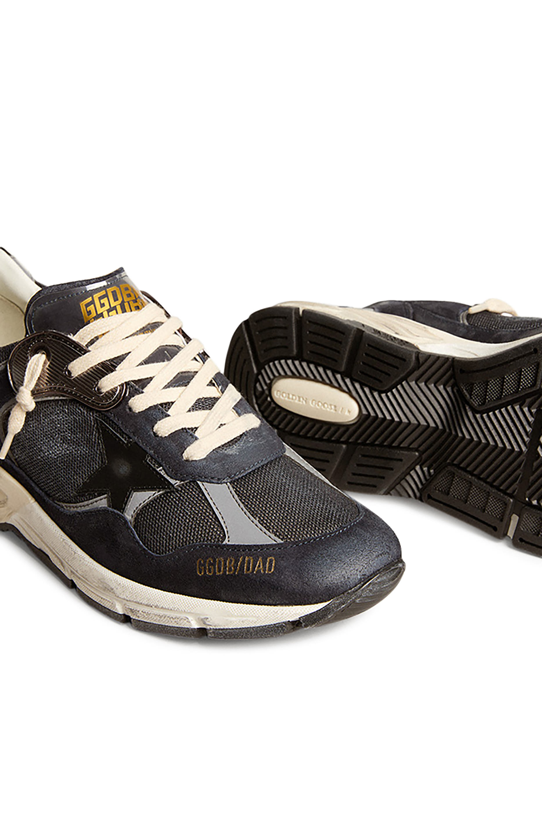 سنيكرز داد ستار جلد